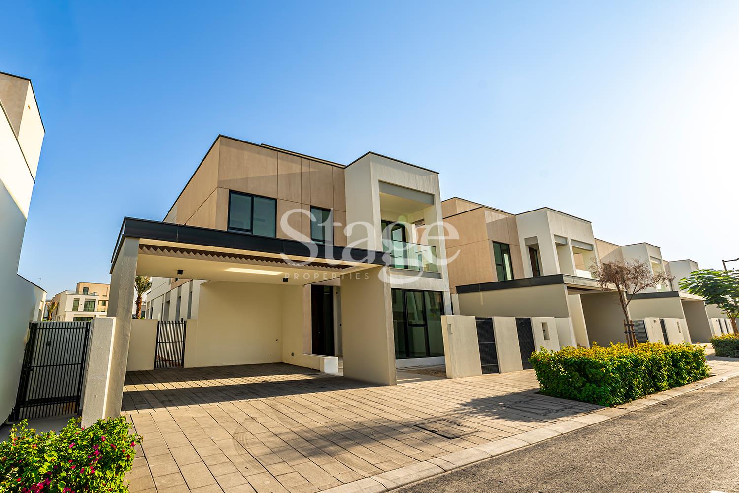 CENTRAL PARK BACKING |Corner Plot |Multiple Units
