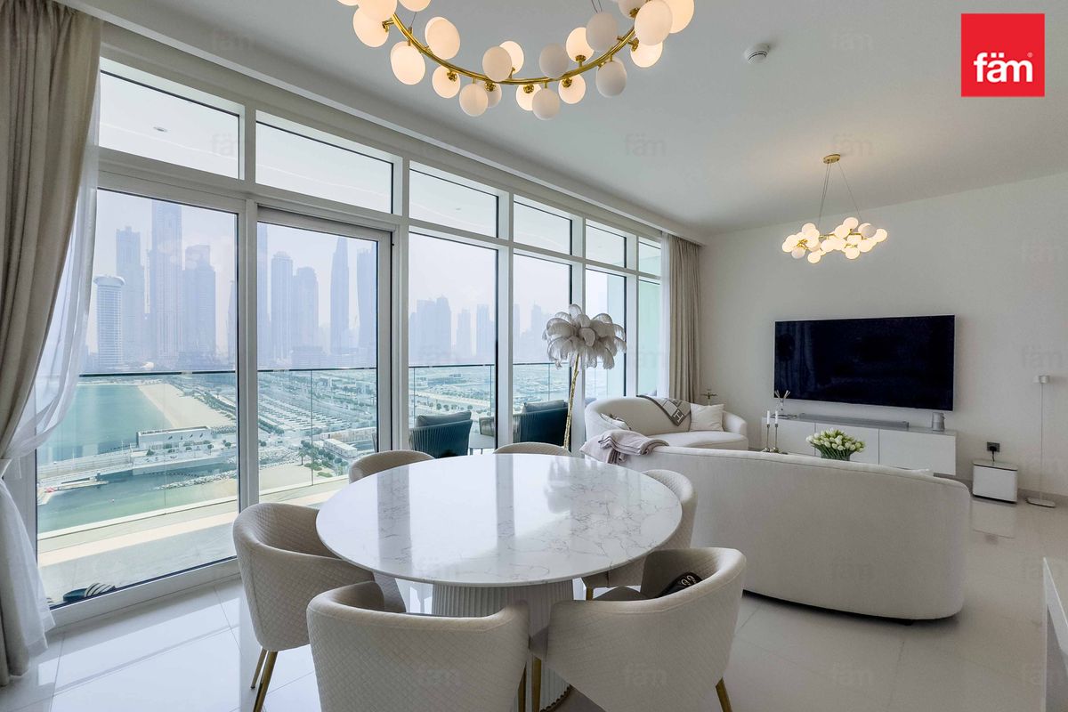 Full Skyline Views | Fully Furnished | Corner Unit