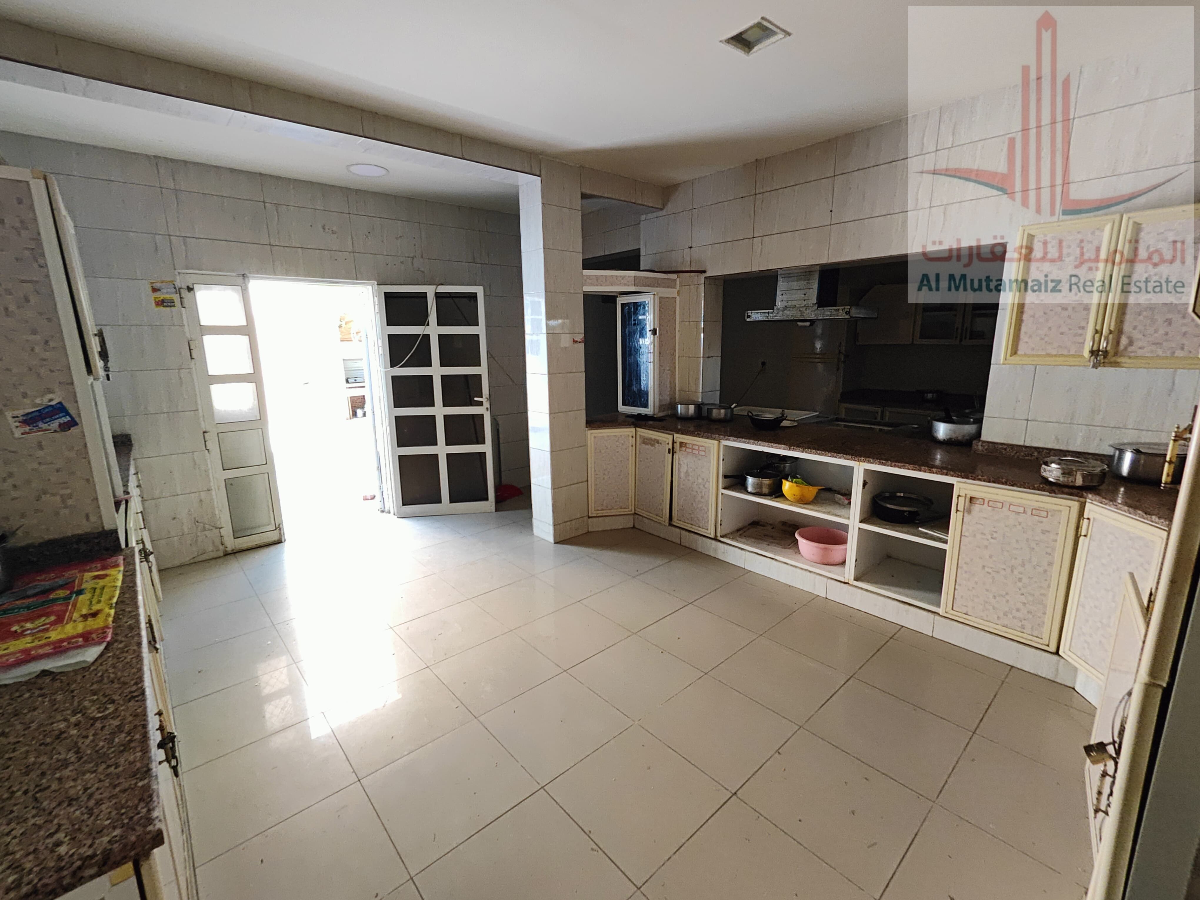For sale: Traditional Arabic house in Al Nuaimiya 2 – prime location