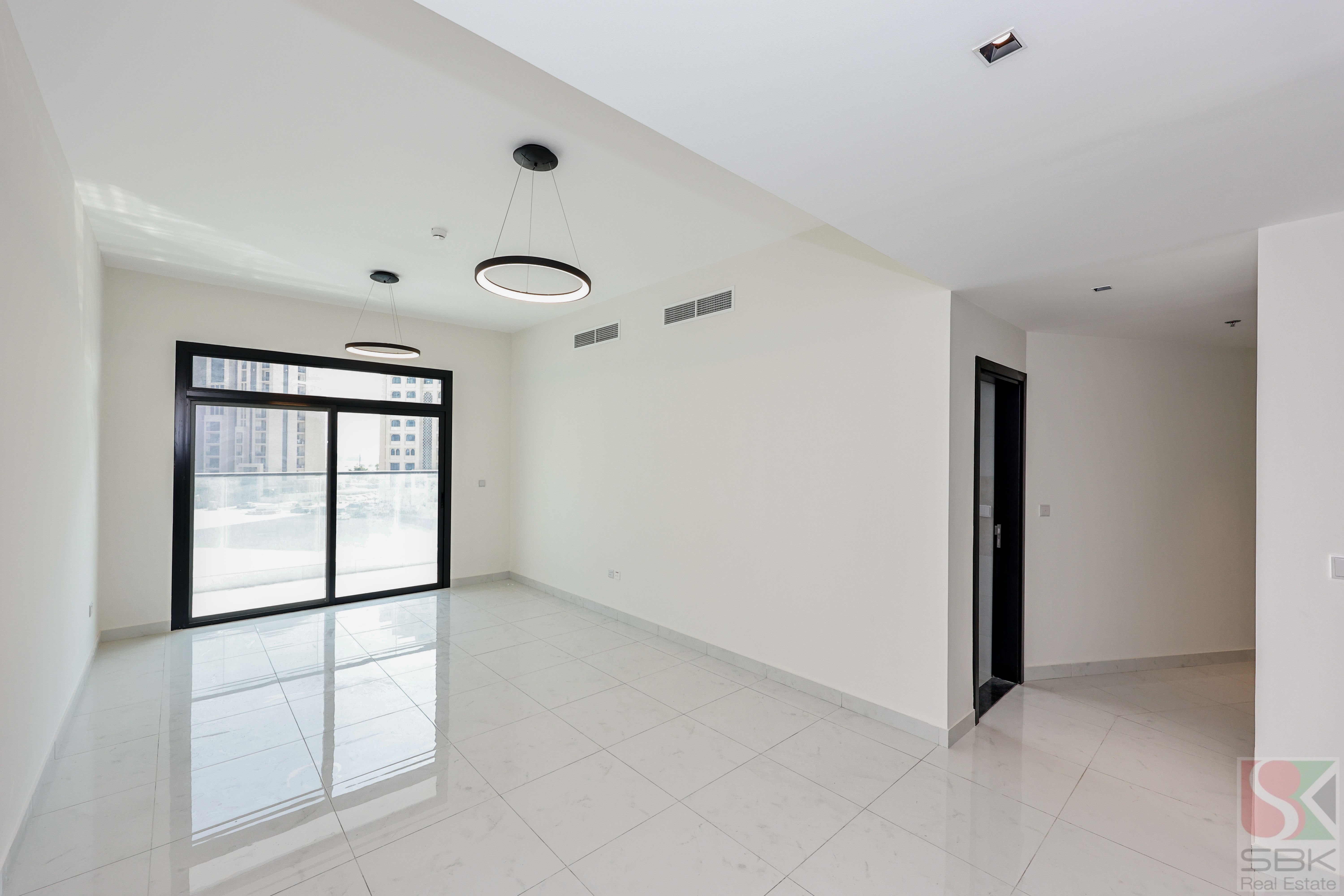 Spacious 2 Bedroom | Near Bellhasa with all facilities | Al Jaddaf