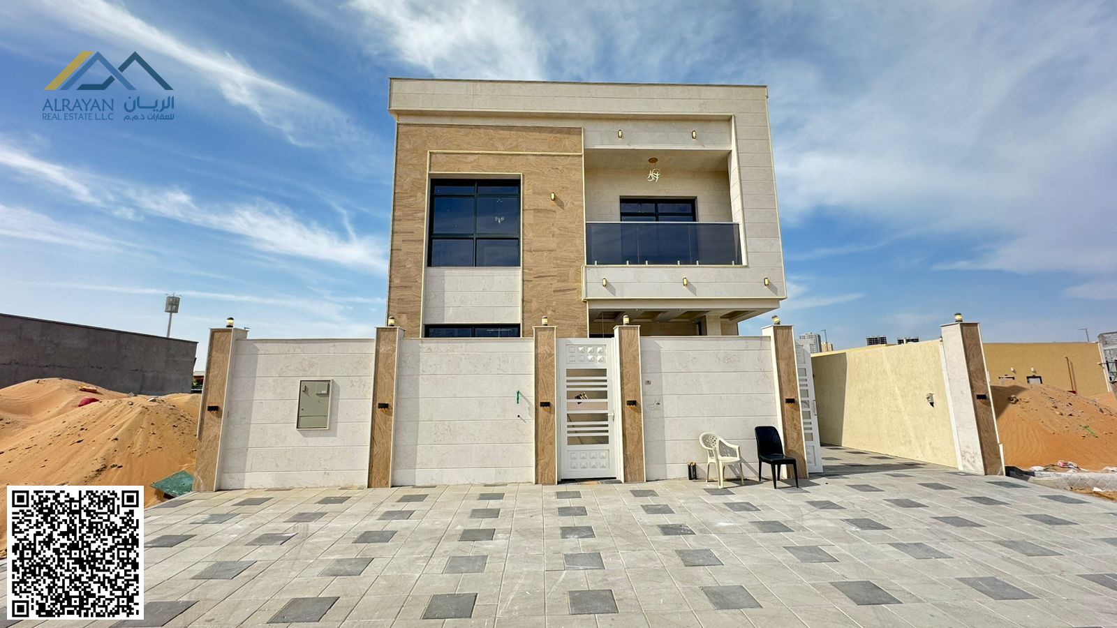 Luxury 3-story villa, registration fees included