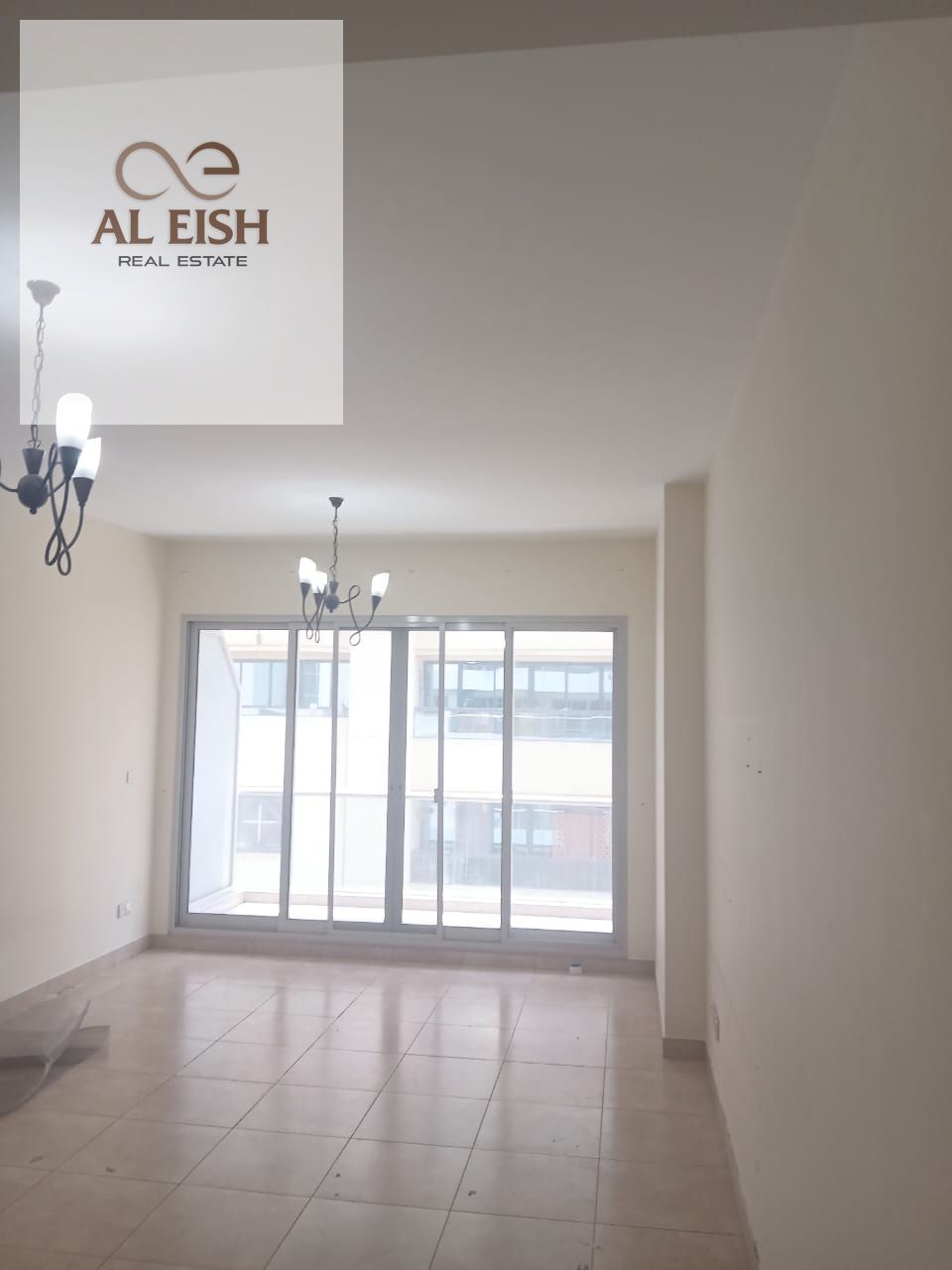 Elegant 1 BHK Apartment in Mankhool –900 sqft | CHILLER FREE