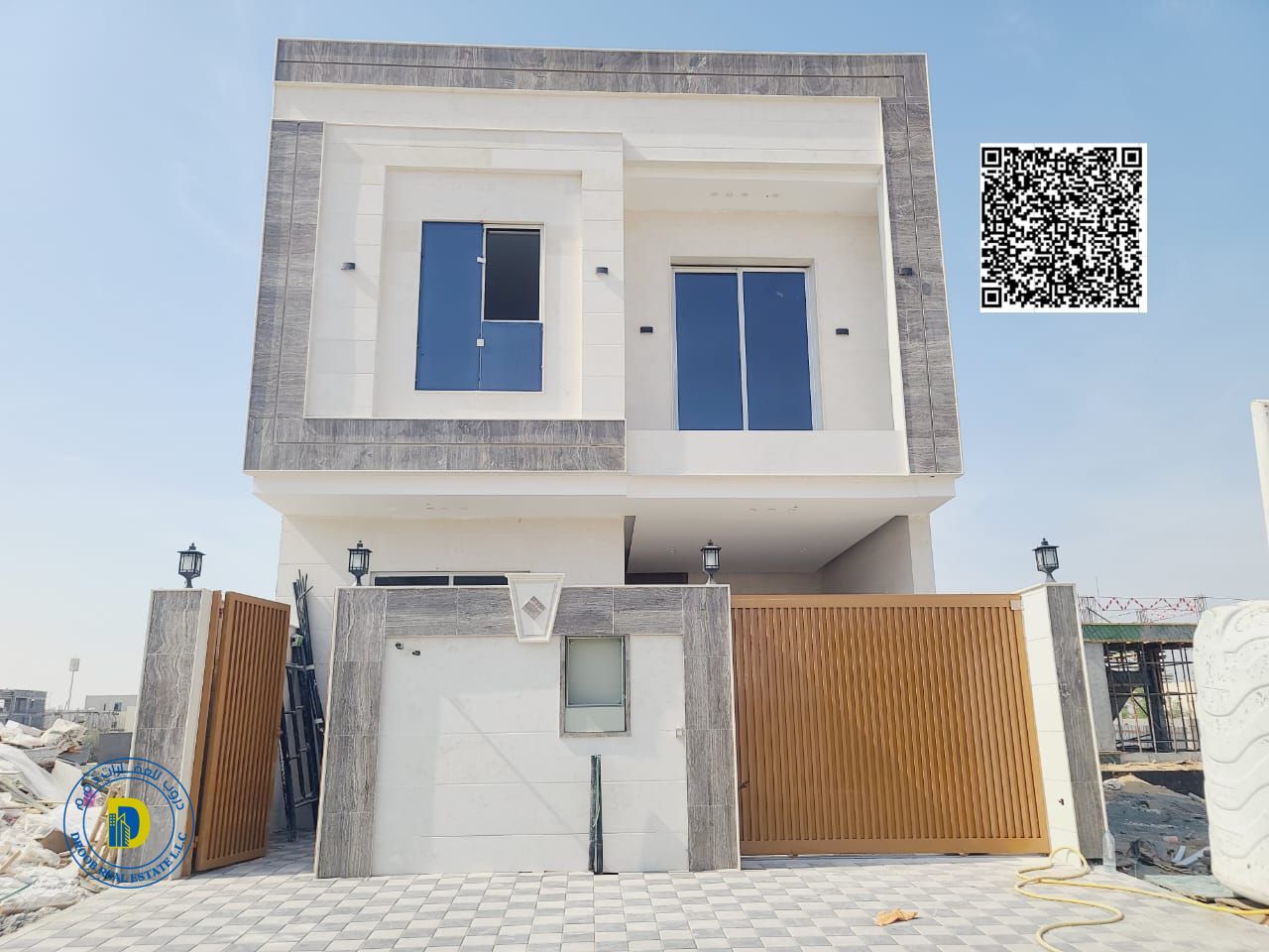 For sale: Unmissable opportunity! 4-bedroom townhouse with roof , including registration fees, Al Helio 2, Ajman. Bank financing . Freehold