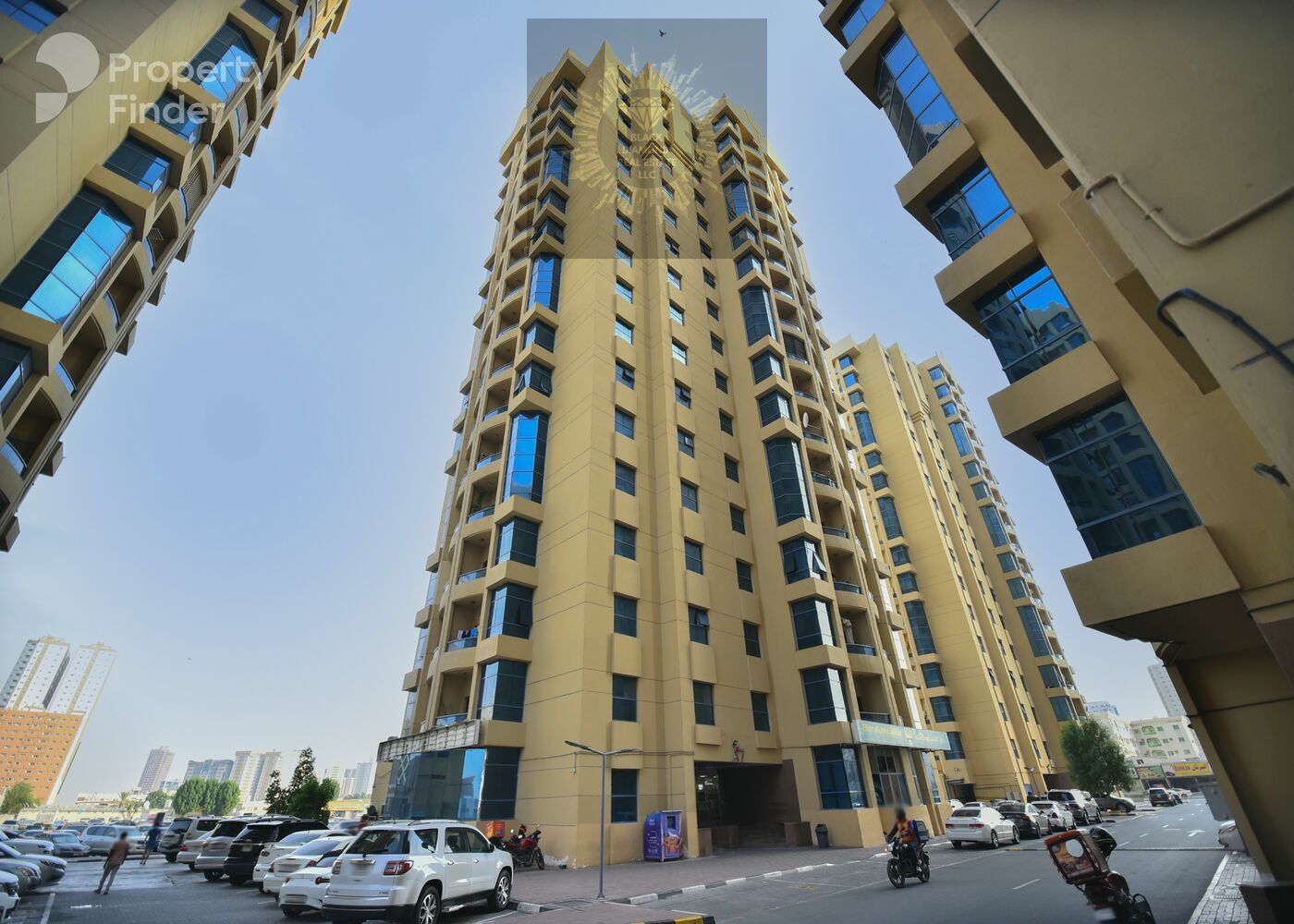 2 Bedroom and Hall well maintained in Alkhor Towers