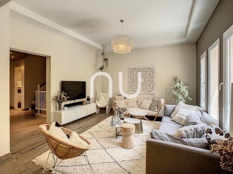 Fully Upgraded | Type B Mid | Great Location