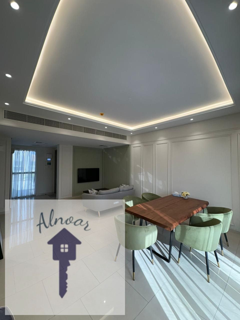 Luxurious 3-Bedroom Furnished Duplex Upper Townhouse