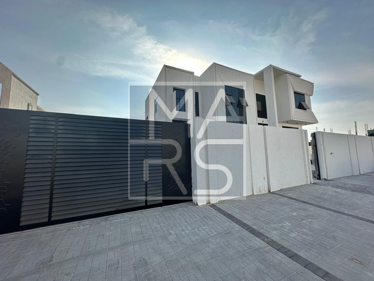 luxury villa standalone | Modern | 5 bedroom l Double hieght