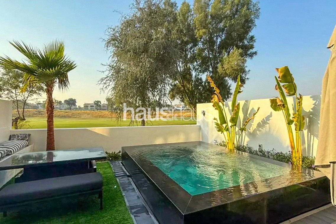 Golf Course Single Row | Private Pool | February