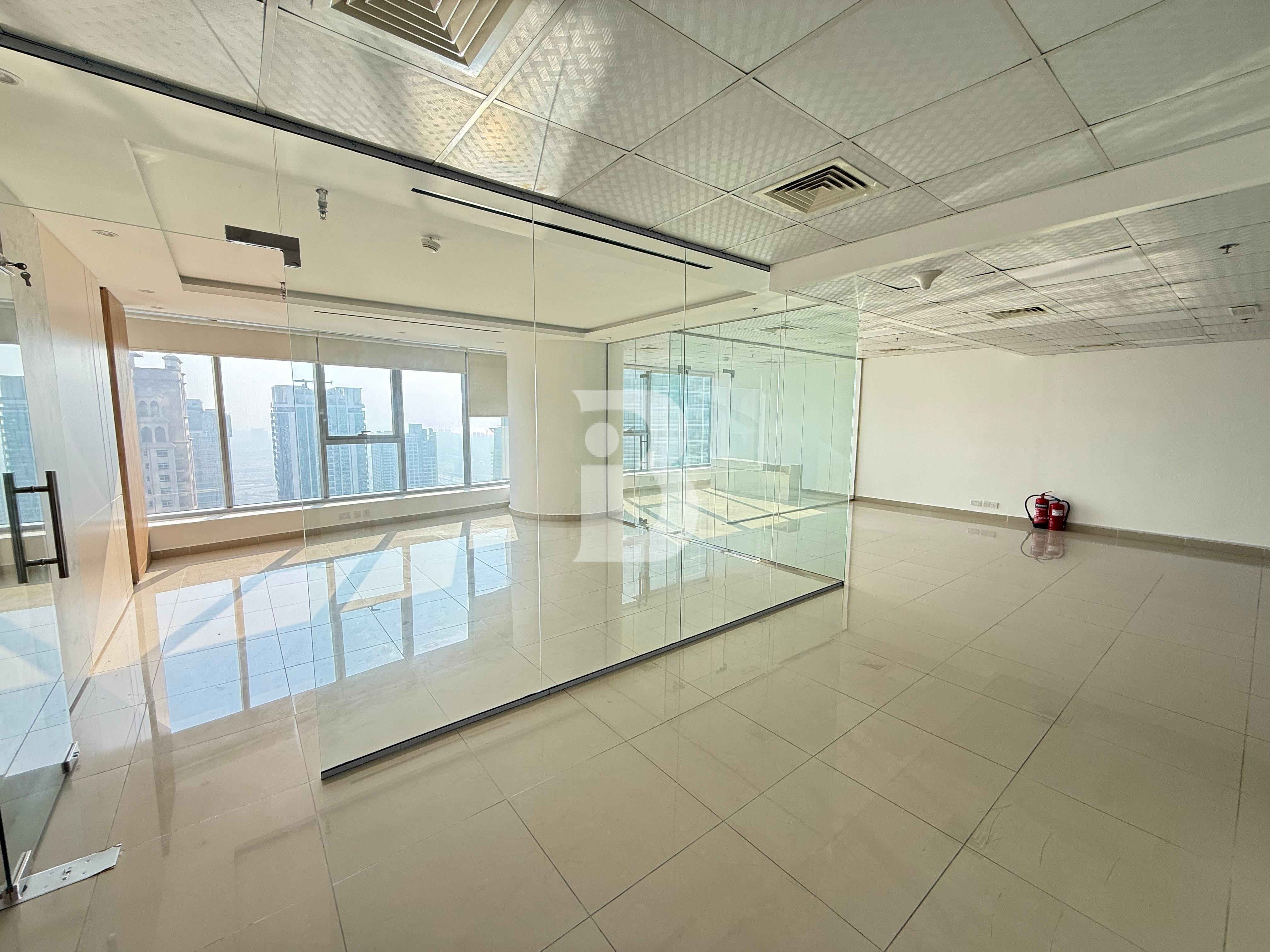 Fitted | Sky-Line View | Spacious