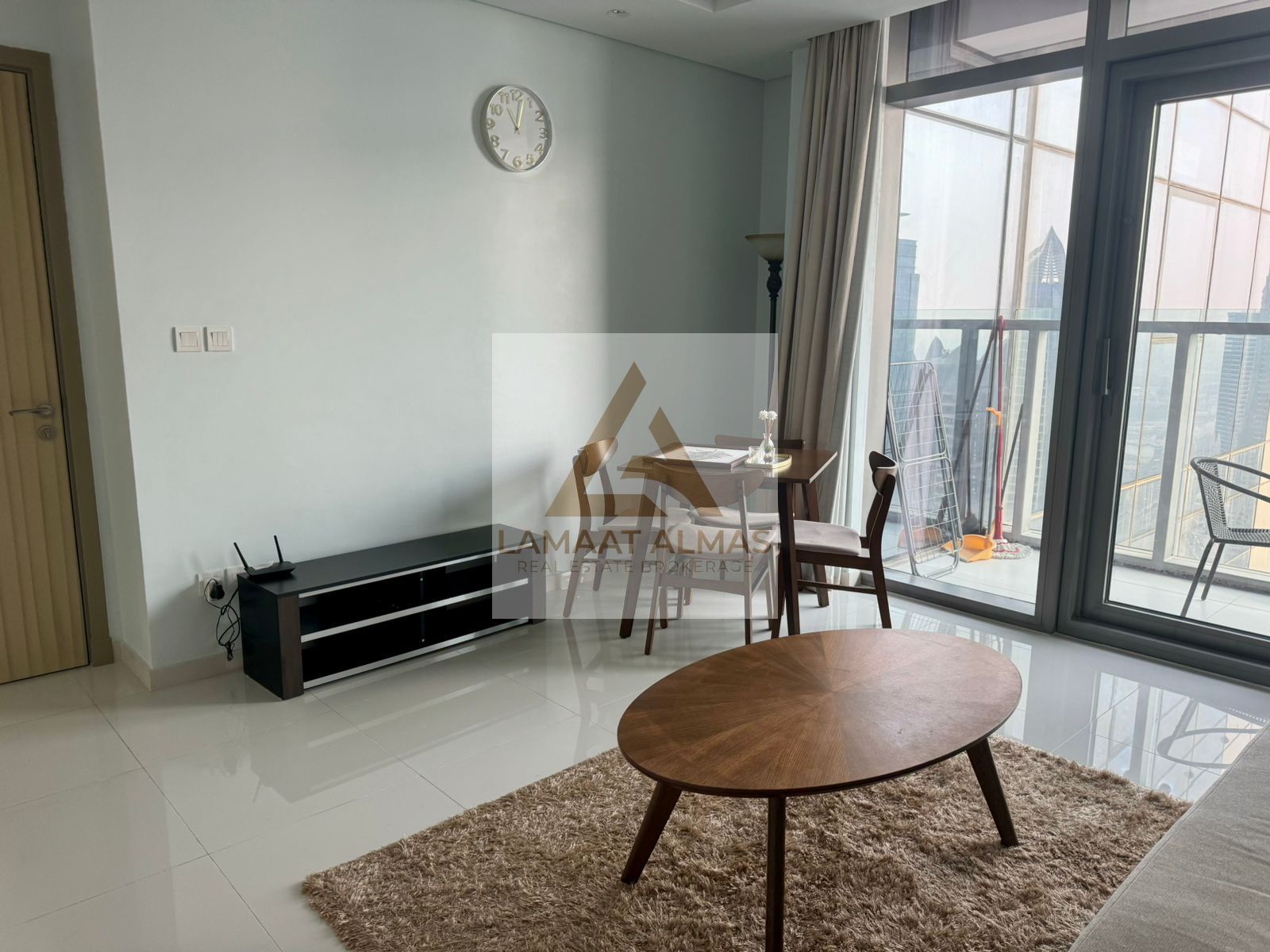 Furnished | Bright & SZR Views