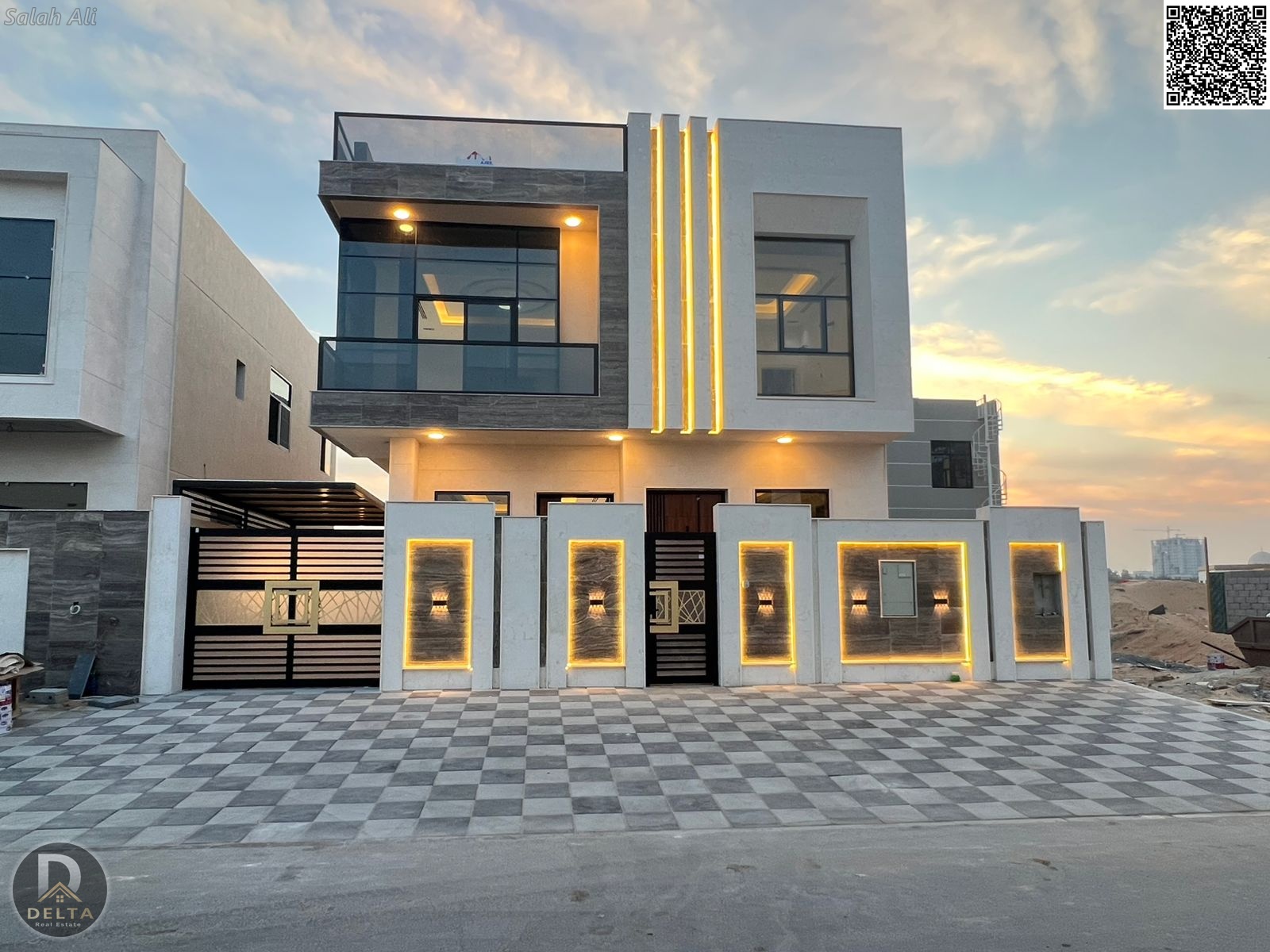Luxury villa for sale, prime location near Sheikh Mohammed Bin Zayed Road and opposite the mosque. Super deluxe finishing, registration fees included.