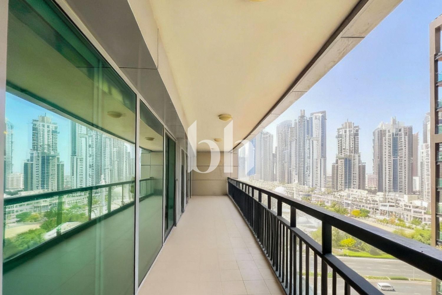 Sunset View | Vacant on Transfer | Huge Balcony