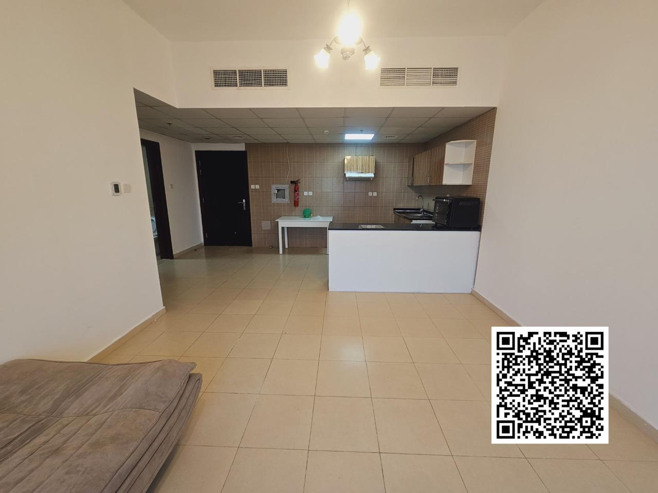 Well-Maintained 2 BHK in City Tower – Annual Lease AED 35K