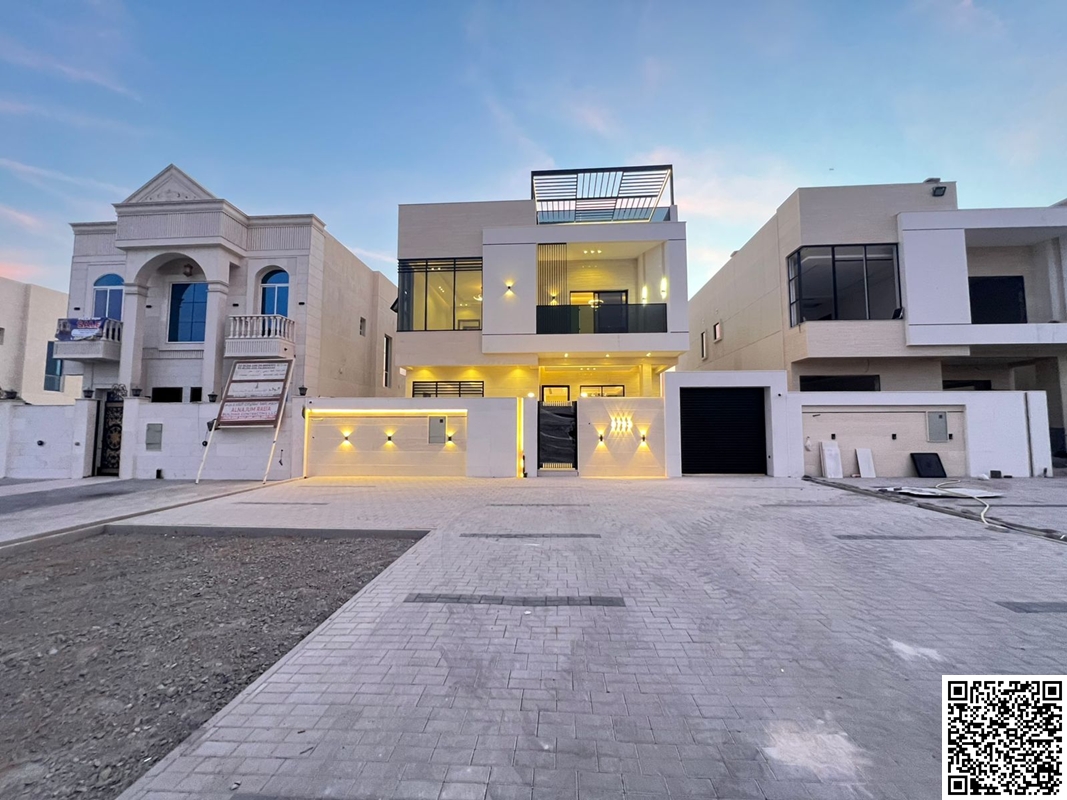 Luxury European-style villa – two floors and a roof with a spacious setback
