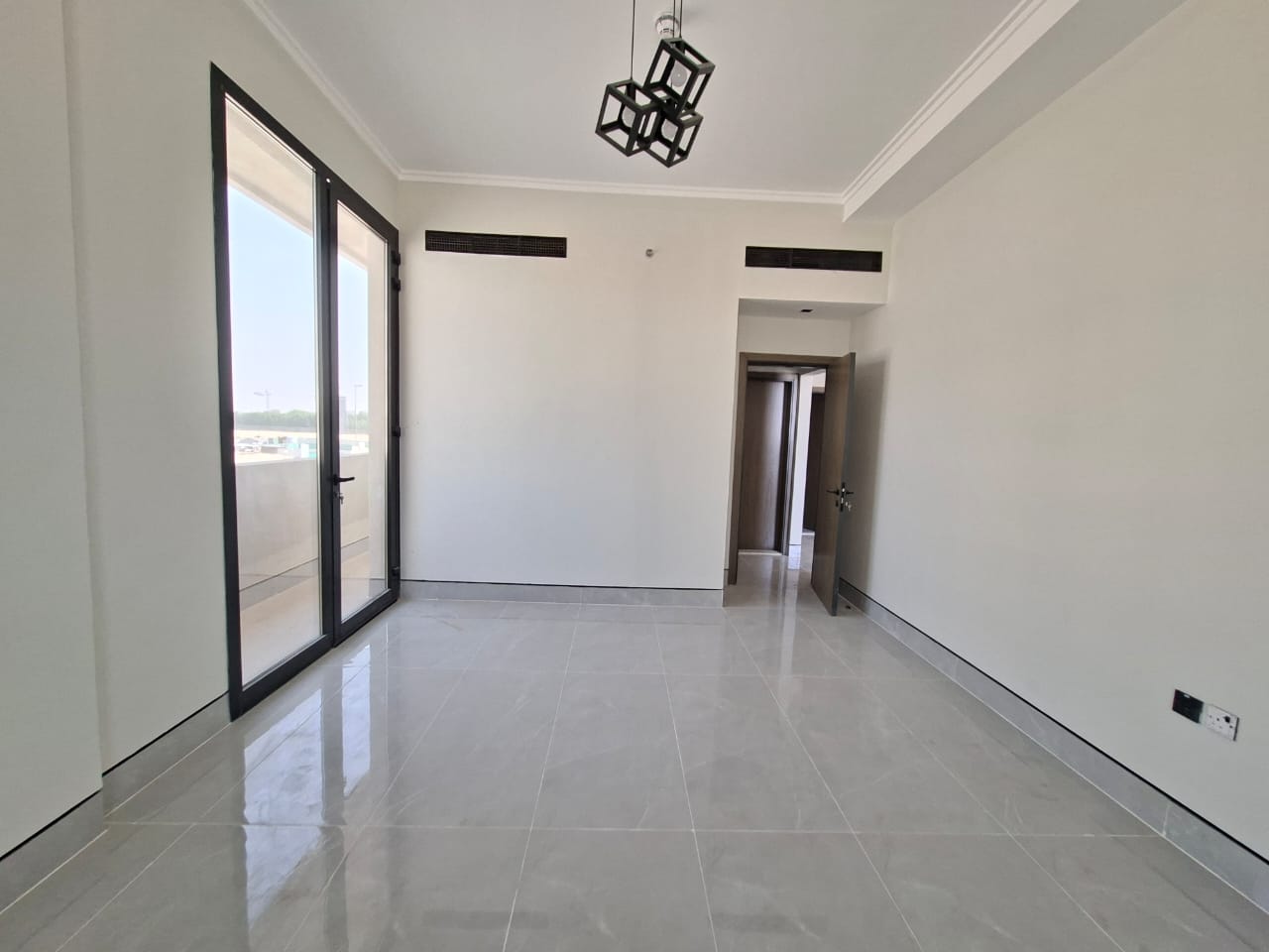 60days free Brand new apartment 1bhk 2wachroom with 2balcony no deposit 6chq possible rent