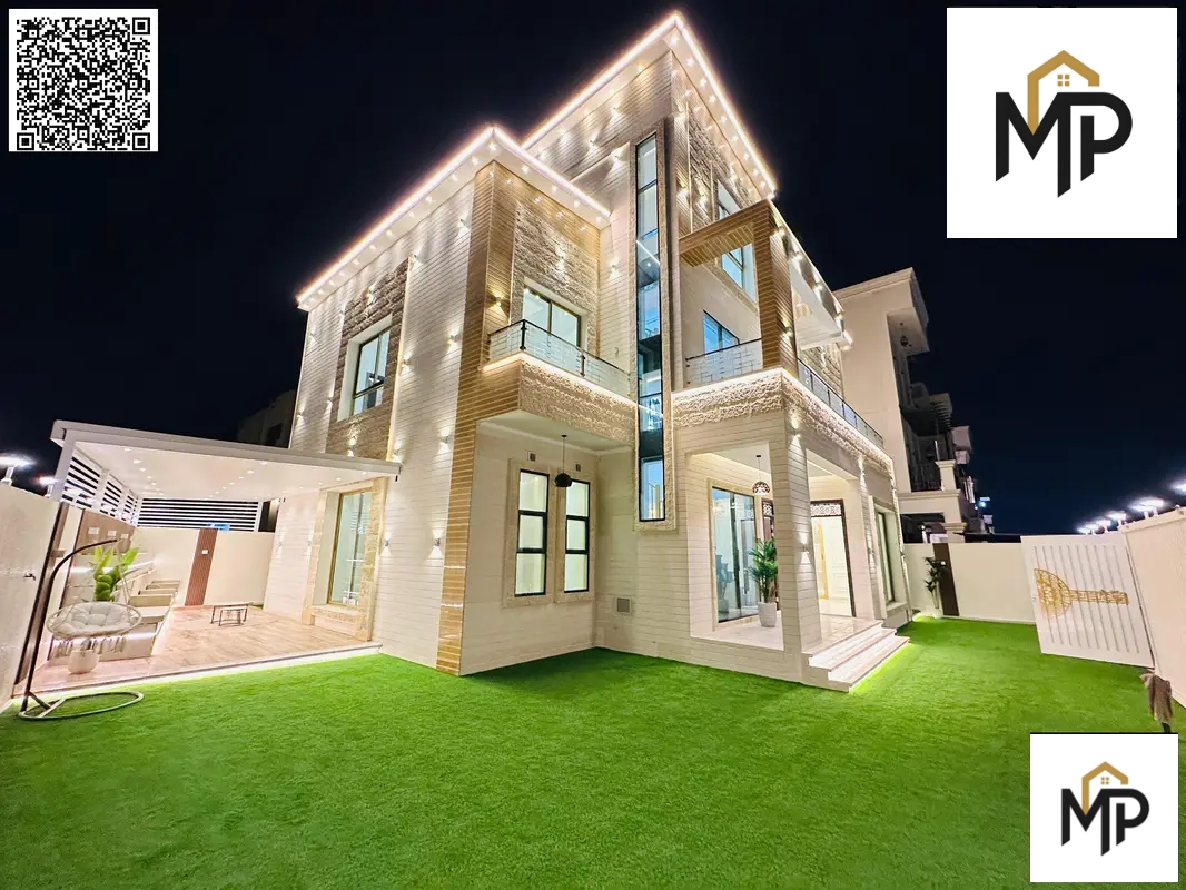 Luxury corner villa with 6 master bedrooms, a rooftop terrace, and a large garden. Suitable for residential or commercial use. Excellent location, dir