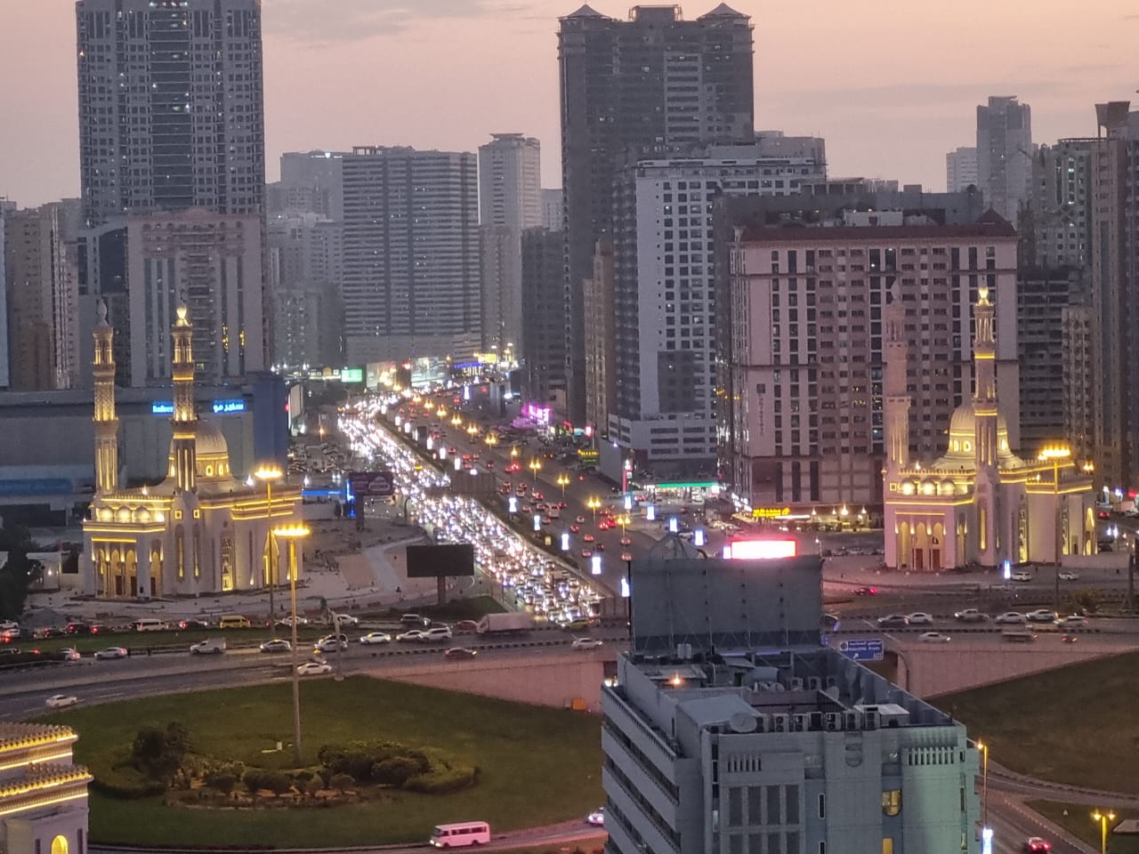 HOTT OFFER ONLY FOR FAMILIES,36K,38K,39k +1 MONTH FREE 2 BR HALL APARTMENT NEXT TO LULLU ON AL NAHDA DUBAI SHARJAH BORDER F24 BUS STOP CONECT TO METRO
