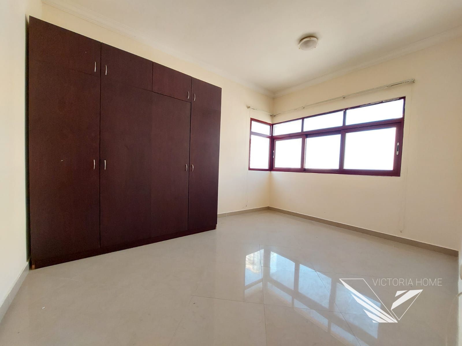 Spacious 2bhk Balcony Wardrobe Near Nesto Majaz 44k