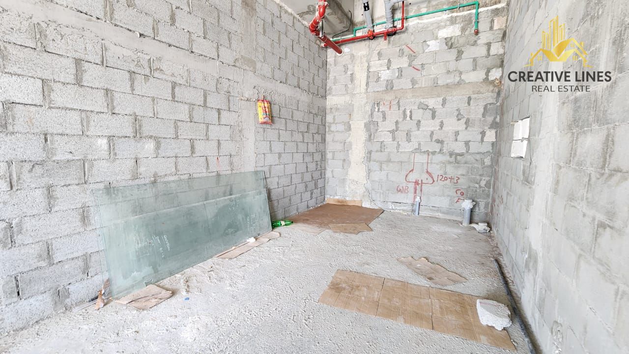 Shell and core prime location hot offer retail available for rent