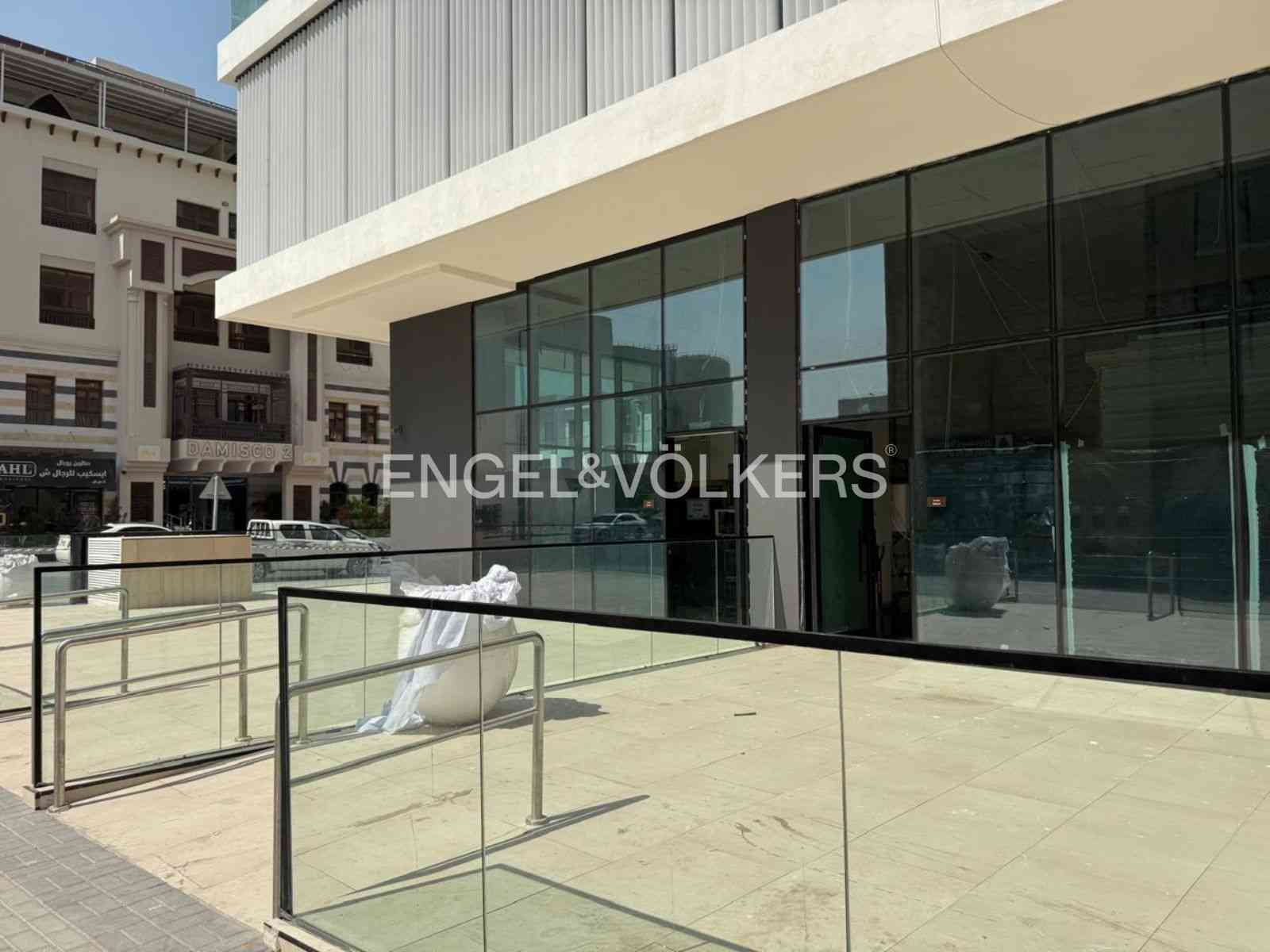 High-Visibility Shop | Glass Front | Near Lobby
