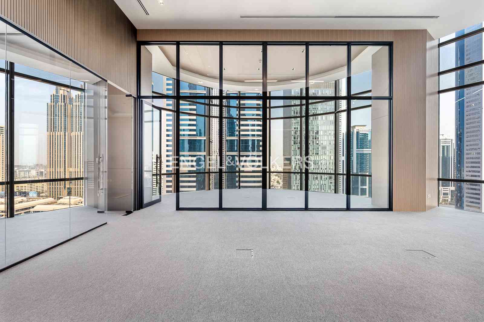 Vacant | High Ceiling | A Grade Office Building