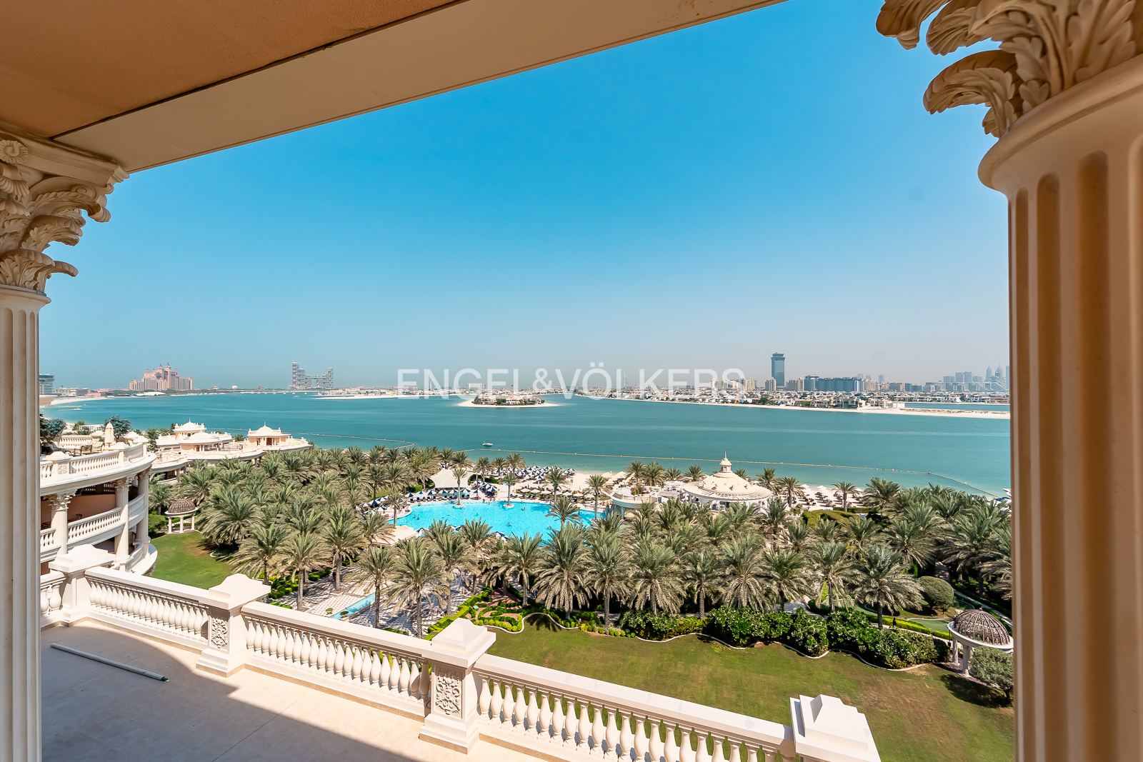 Luxury | Palm Jumeirah | Outdoor Terrace