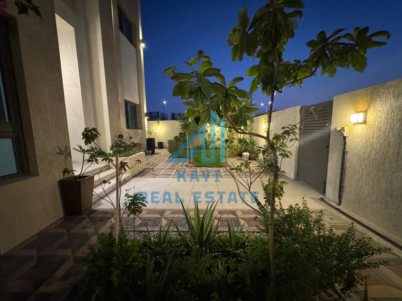 4 Luxury Bedrooms || A Different Lifestyle || A Residential Community with All Amenities