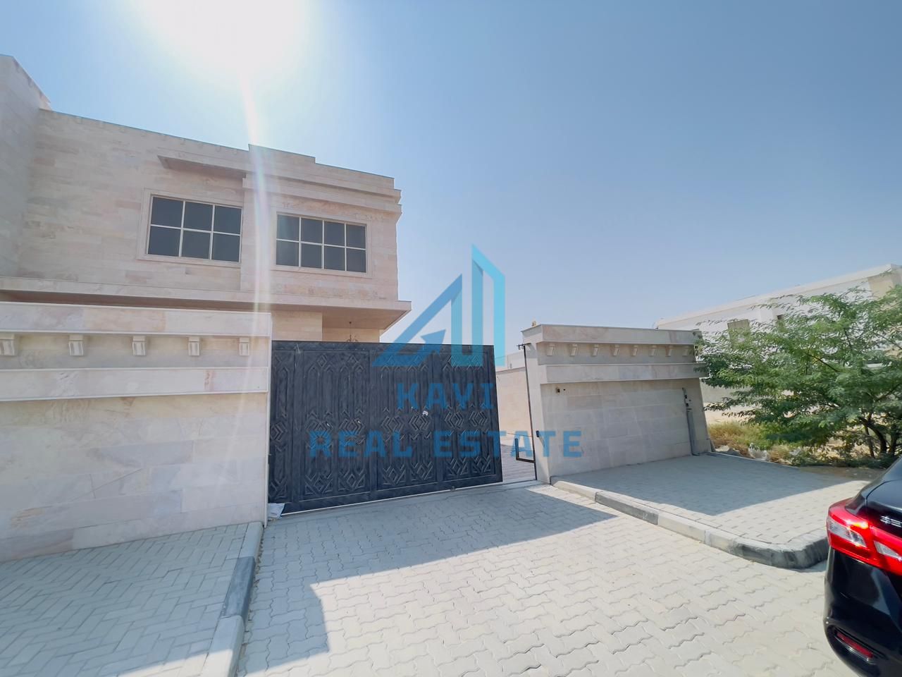 Luxurious 4 Master Bedrooms Villa for Rent in Hoshi, Sharjah
