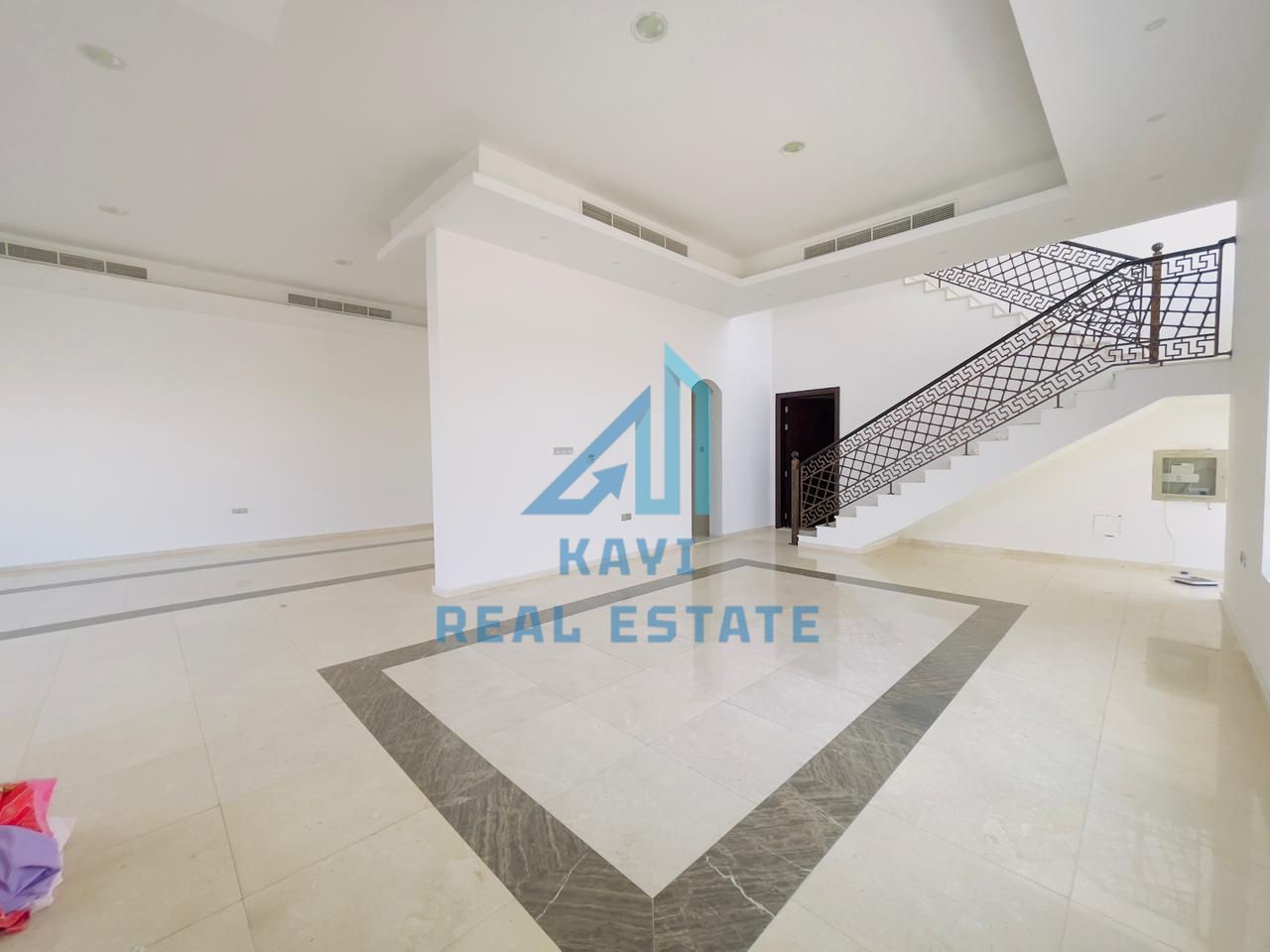Spacious 4 Master Bedrooms Villa for Rent in Hoshi, Sharjah