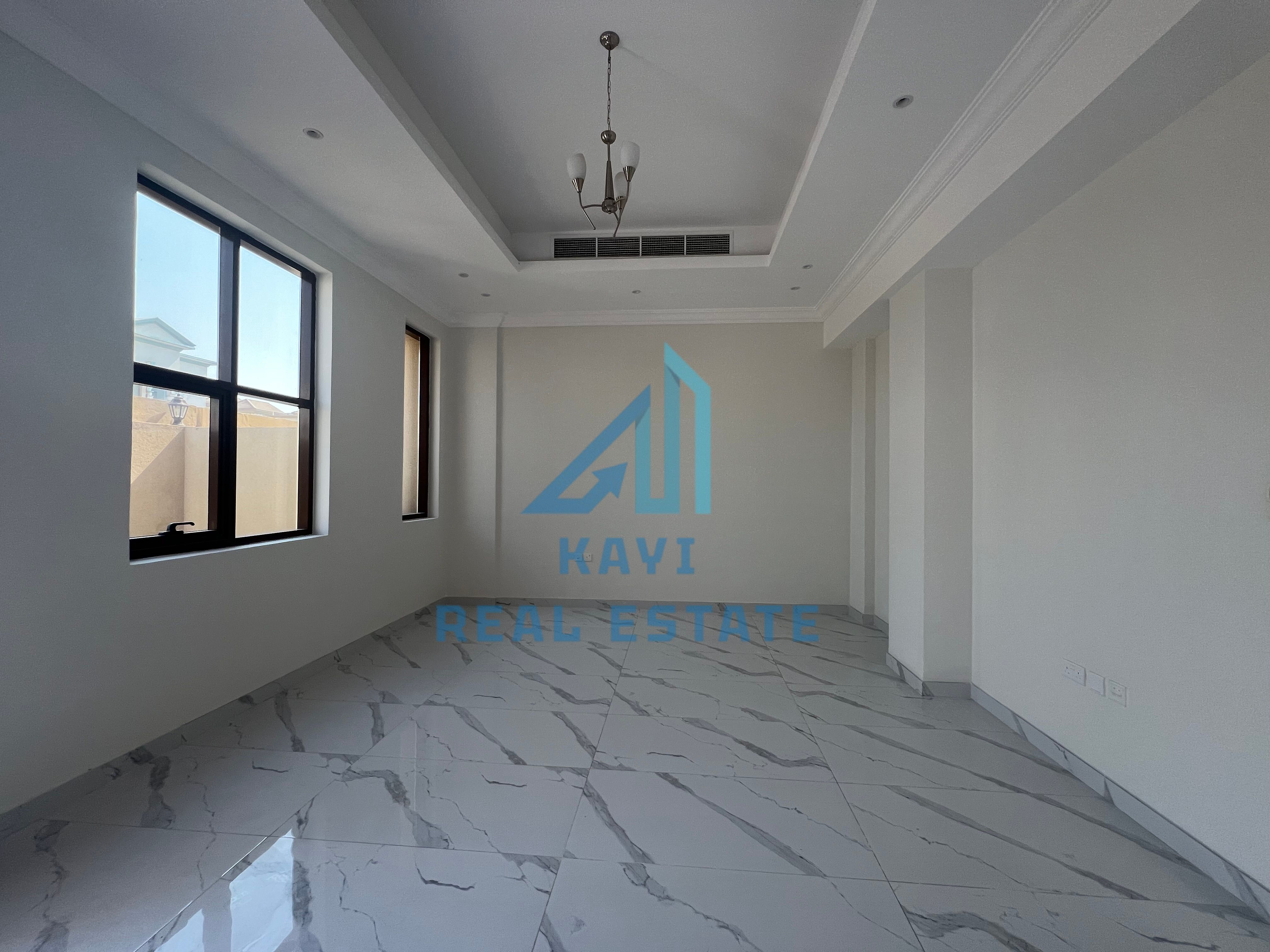04 bedrooms villa for rent in hoshi Sharjah
