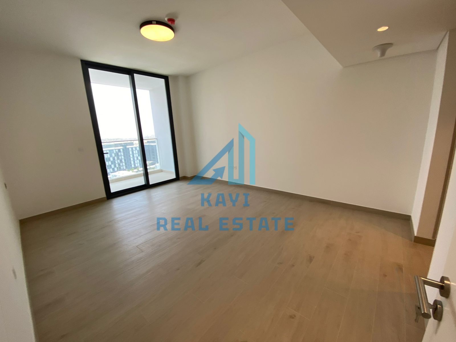 Very Huge and Spacious 3BR with Maid Room All Amenities only 2.5M