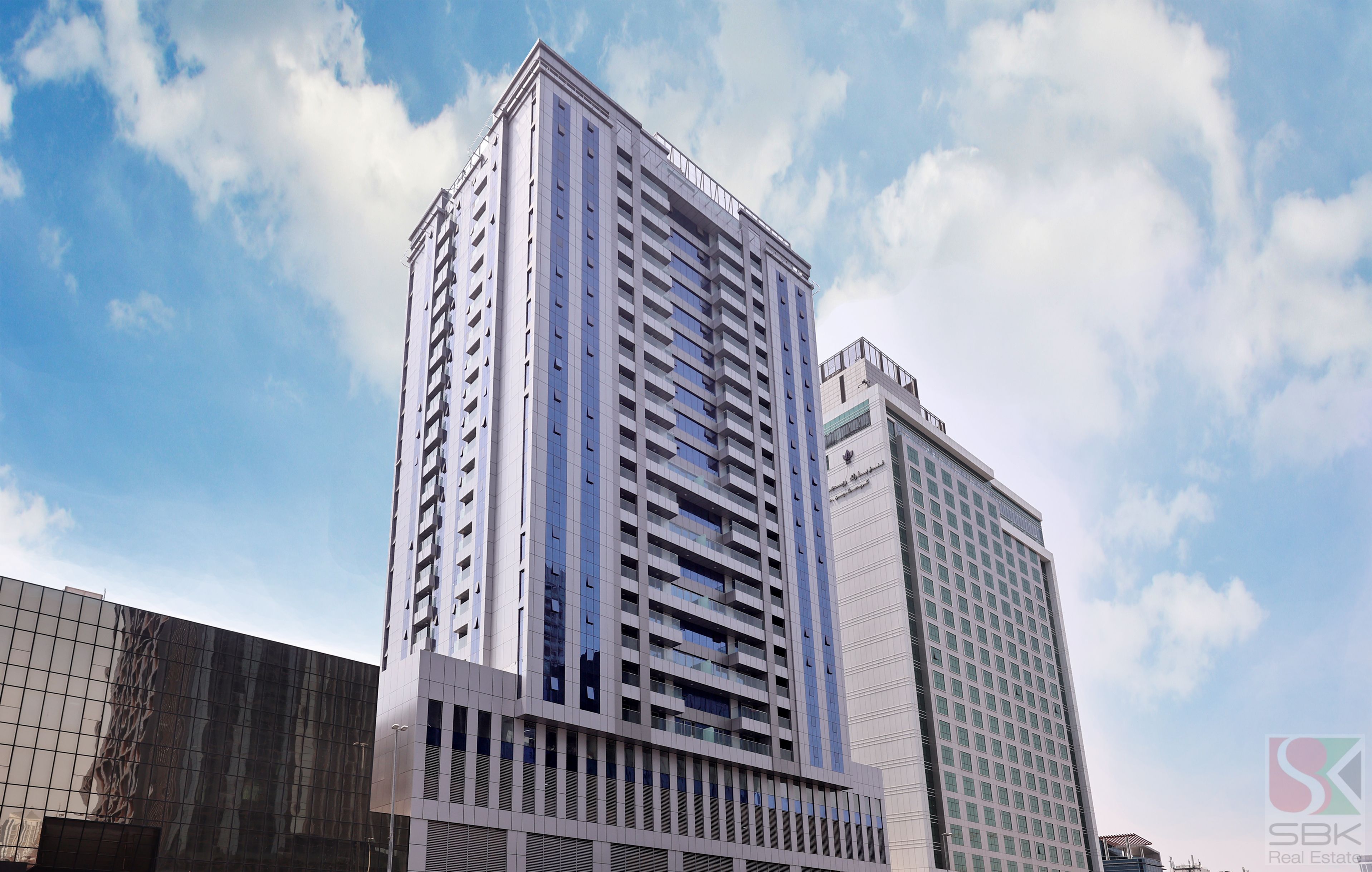 Luxurious and Spacious Tower Near Metro