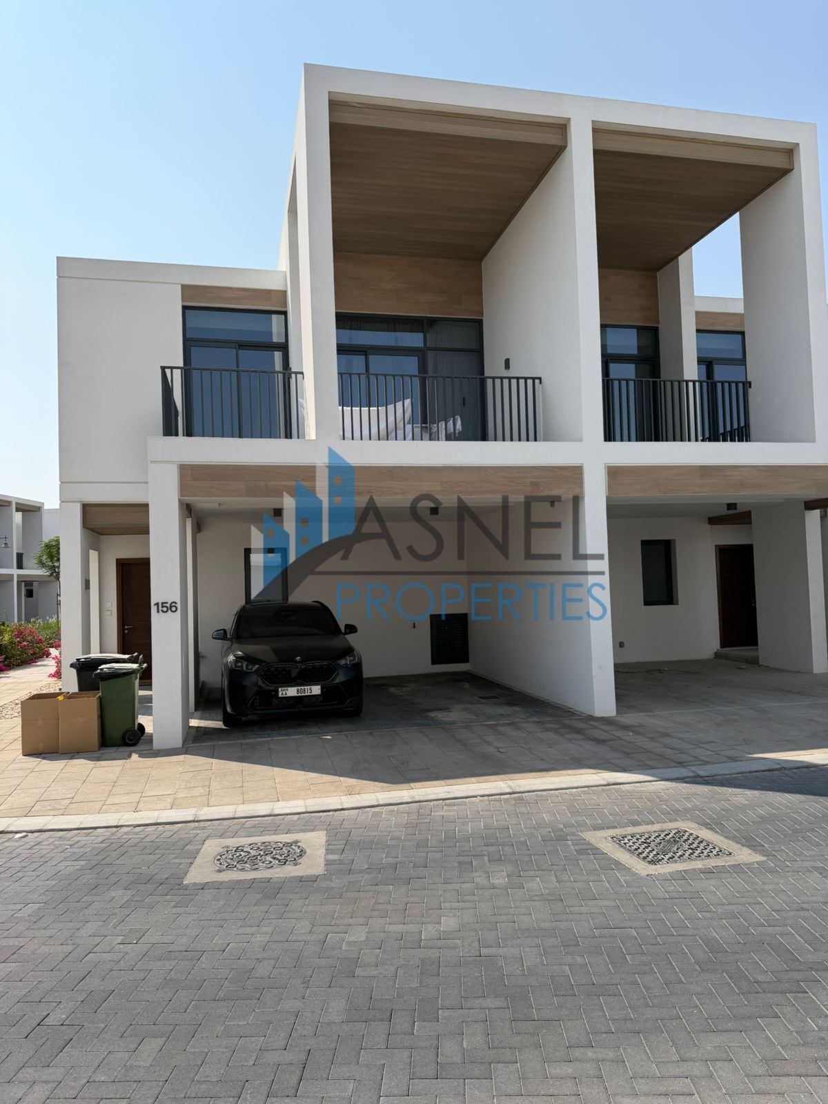 Brand new Villa | Big Layout | Negotiable | Multiple unit | End & Middle unit