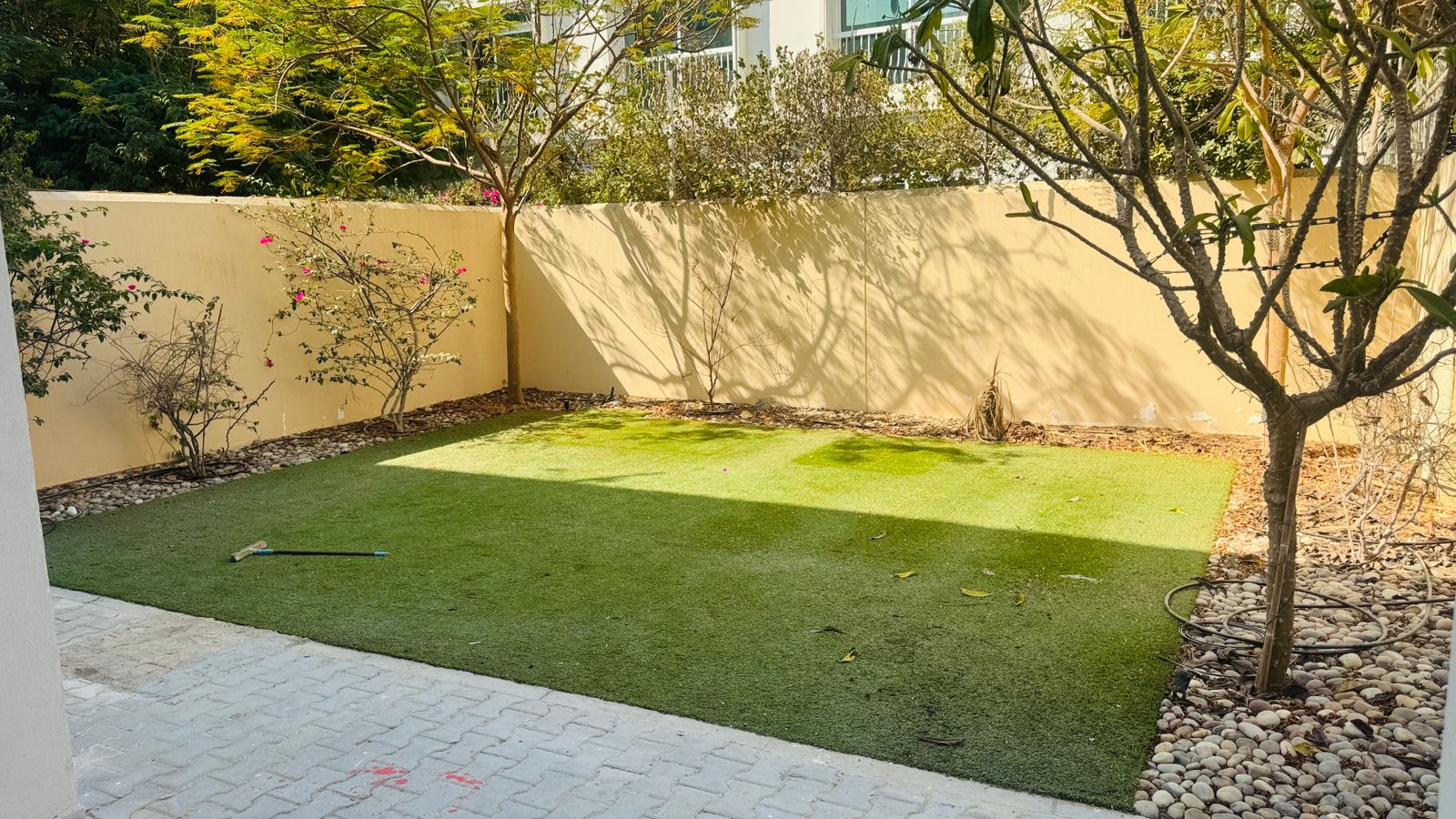 Spacious European Villa in Umm Suqeim 3 - 3 BR + Maid's Room