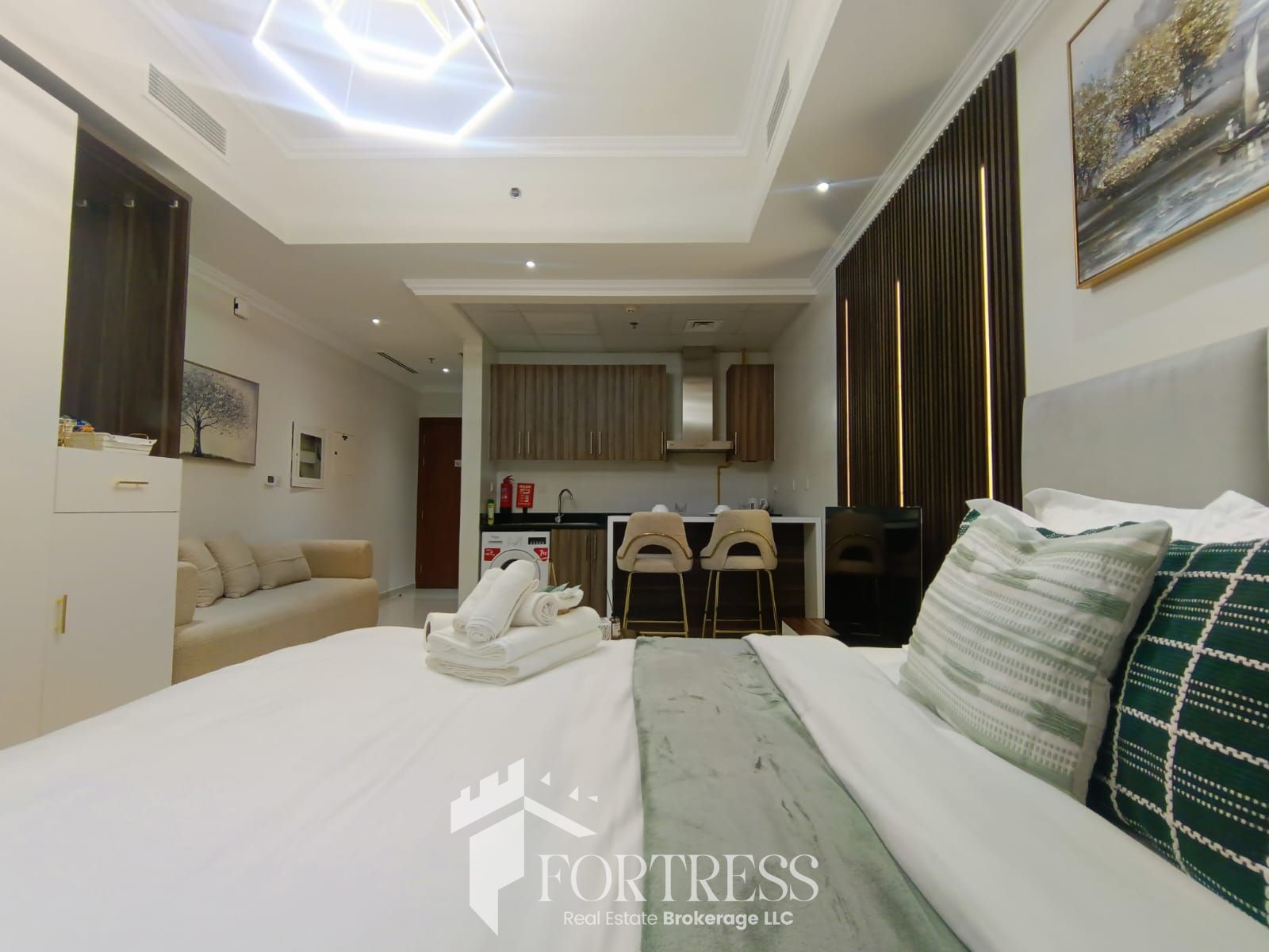 FULLY FURNISHED STUDIO | BIGGEST LAYOUT | VACANT | NEGOTIABLE