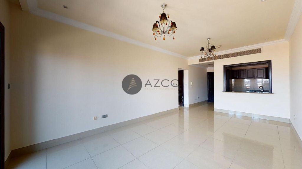 Spacious 1BR Apartment Semi Close Kitchen with 2 Full Bathrooms