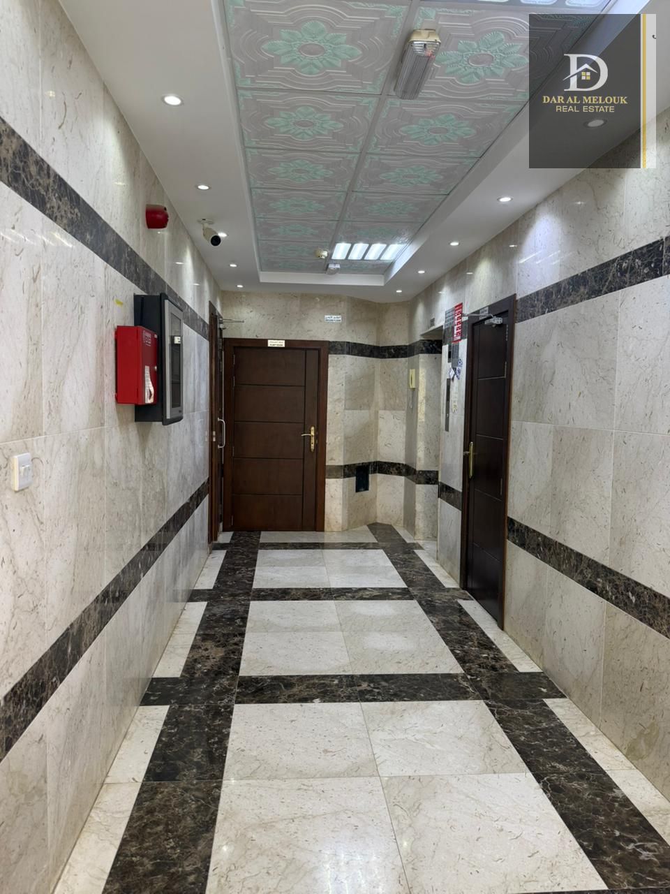 A golden investment opportunity in the heart of Al Qulayaa, Sharjah: a residential and commercial building with an area of 3200 sq ft.