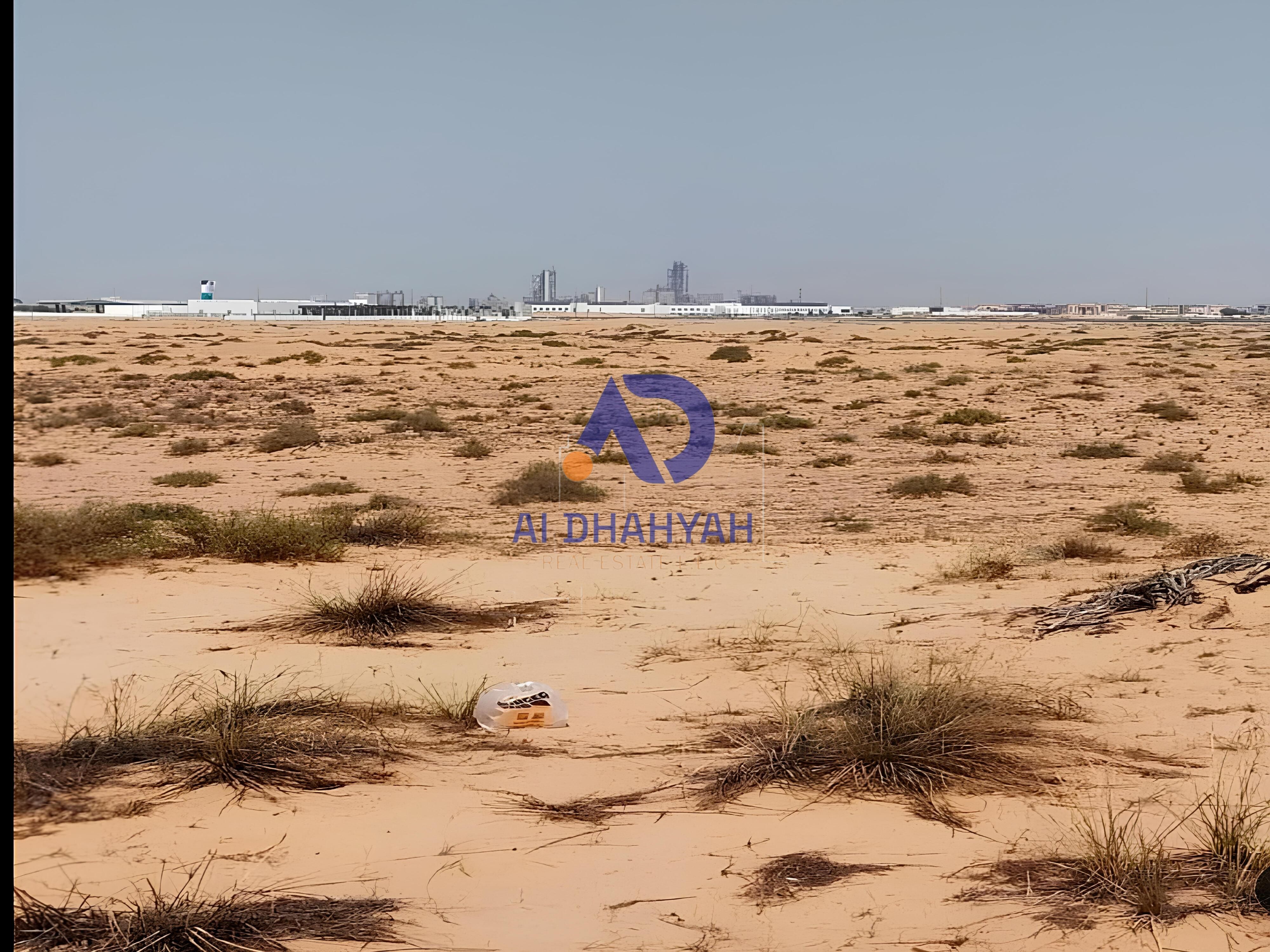Commercial land for sale in Maliha