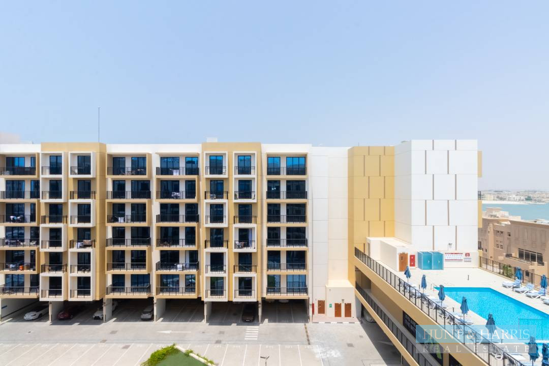 1 bedroom for Sale In Hamra Village - High Floor - Hot Deal