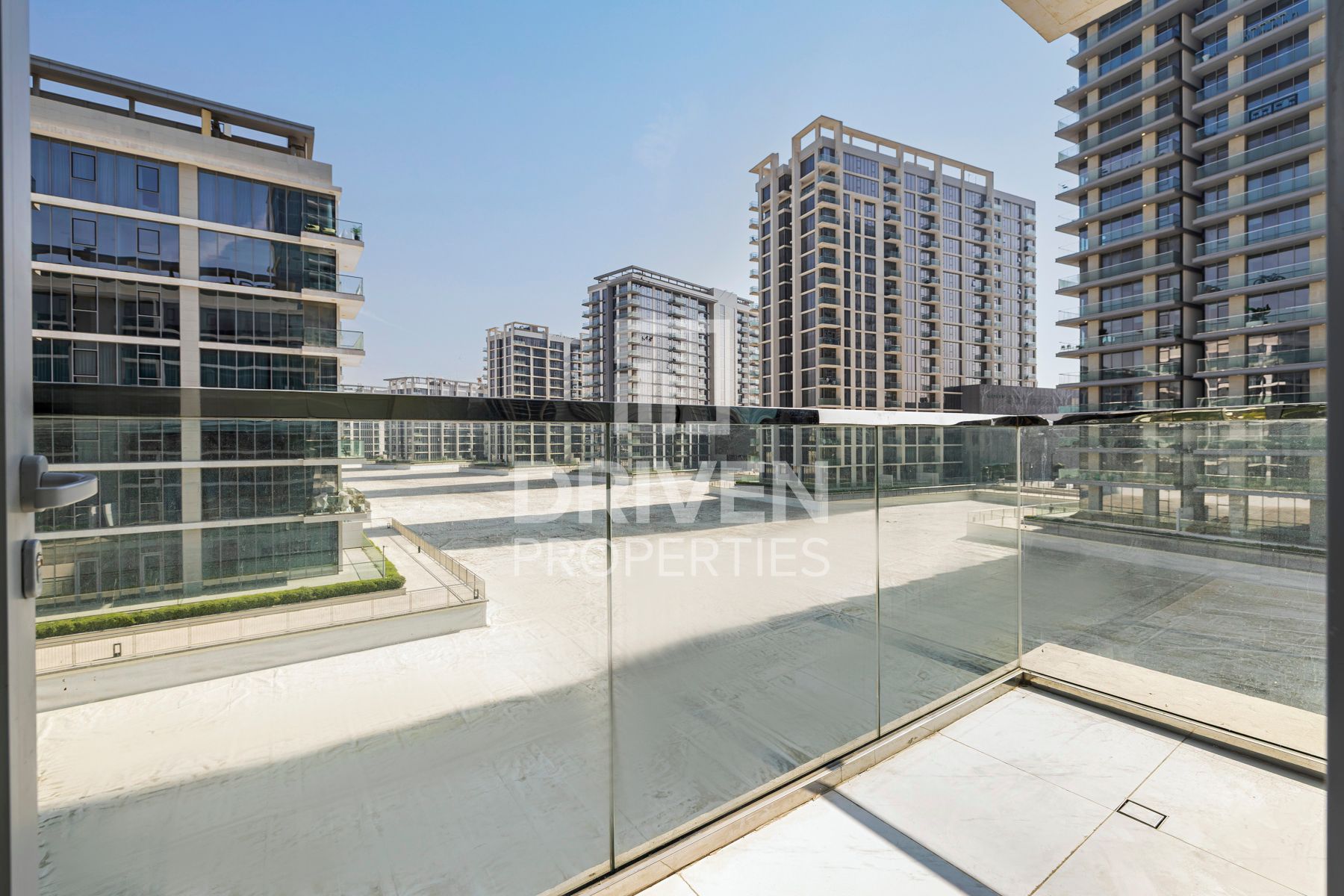 Corner Unit | Lagoon View | Huge with Maids Room