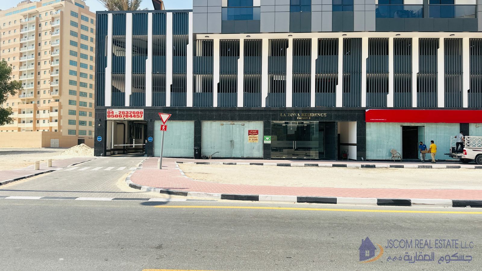 Direct from Owner Spacious shop avabible suitable for Clinic /Gym/ business center
