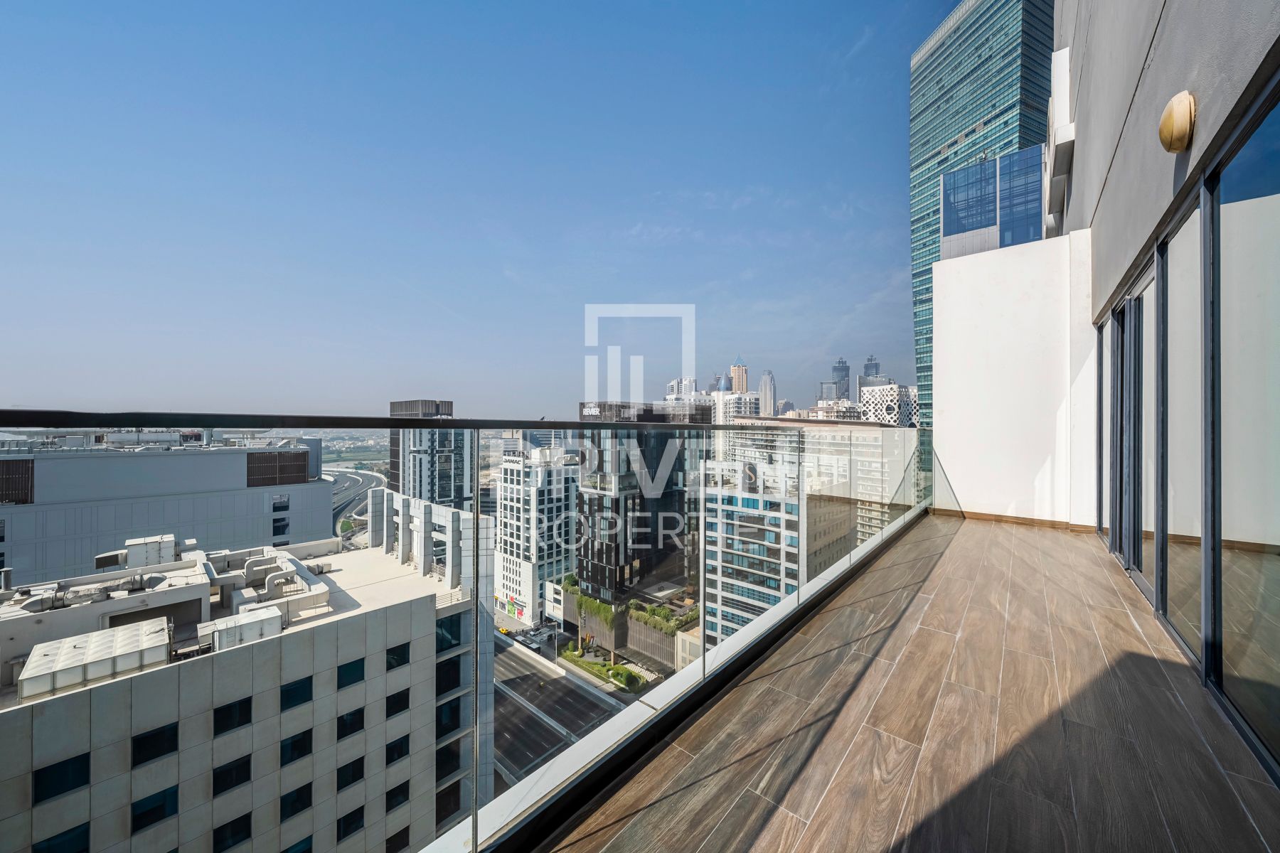 Fully Furnished | Prime Location | Vacant