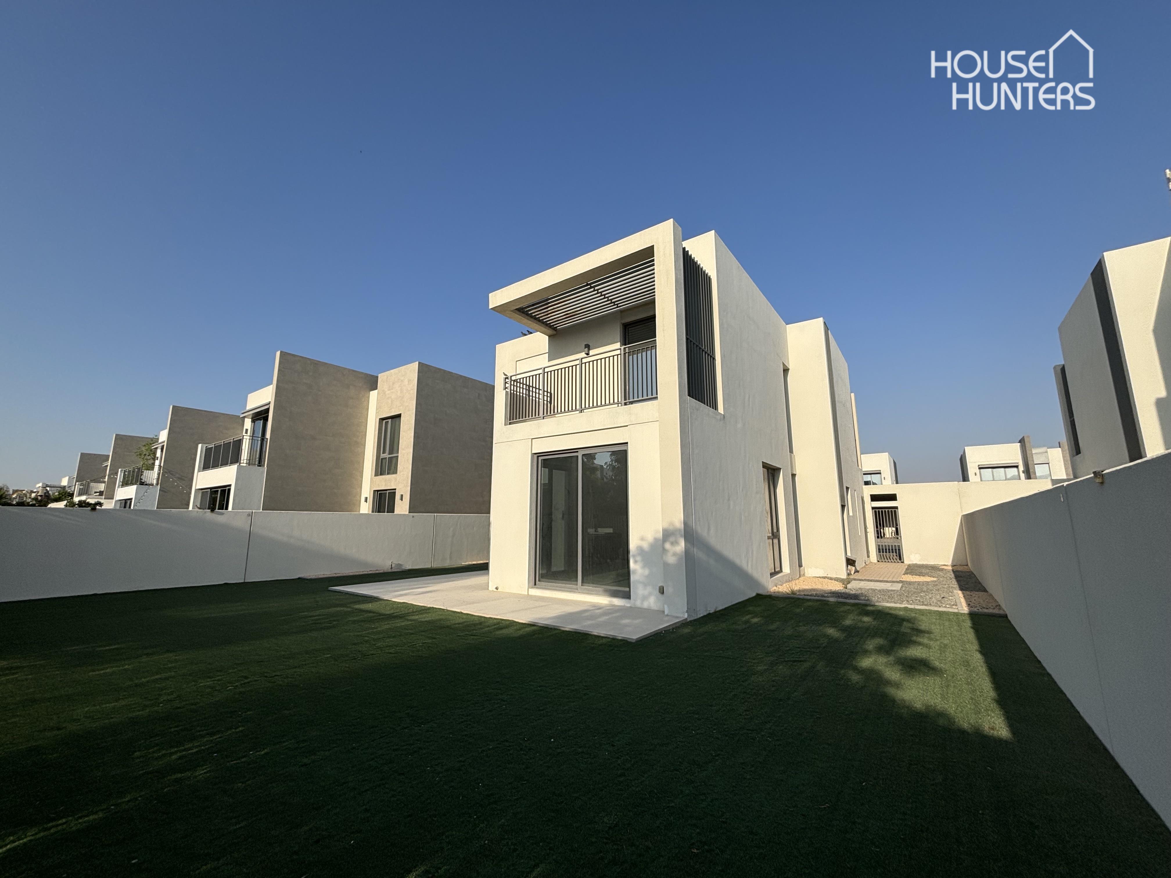 Exclusive Community | Standalone Villa |Golf Links