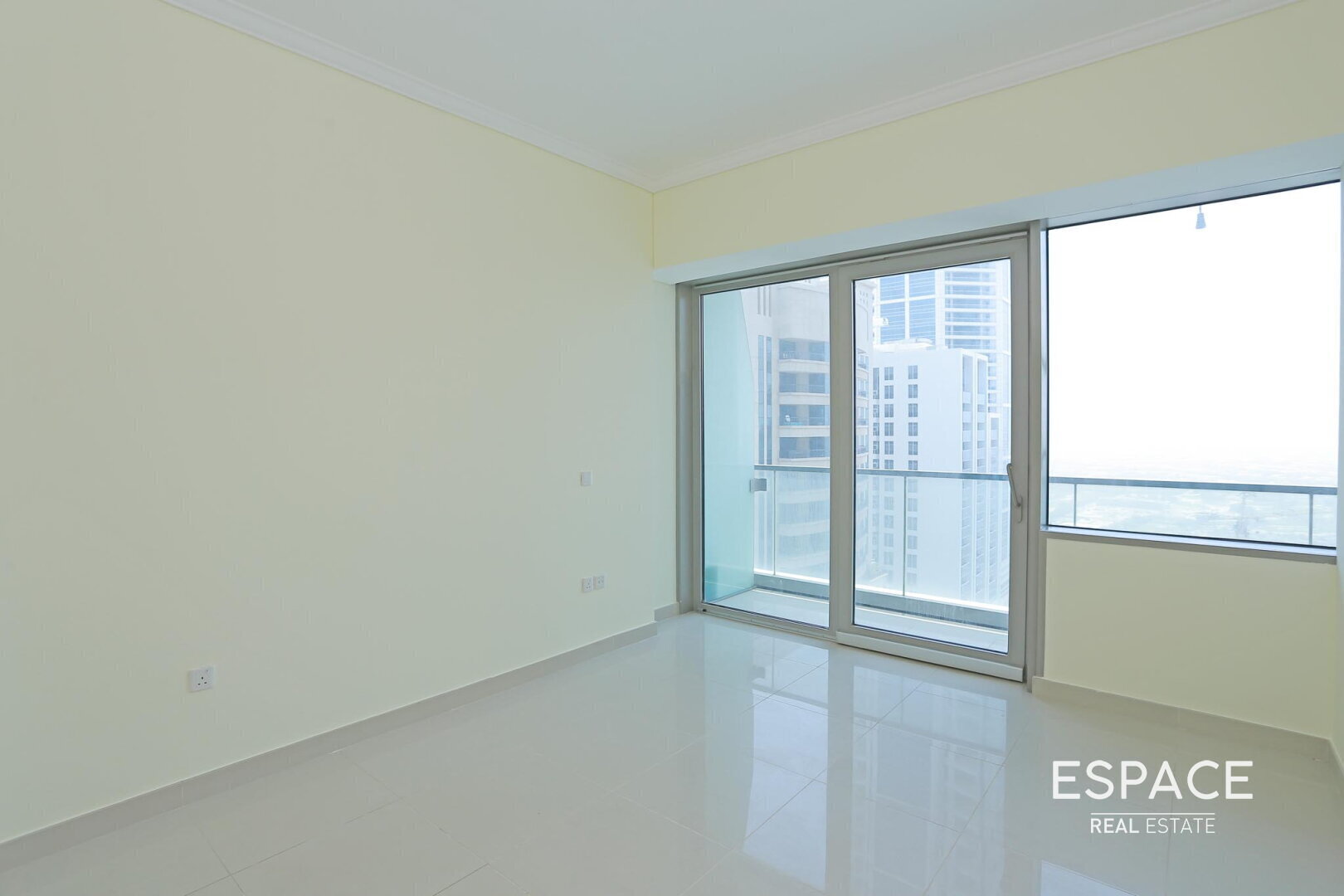 High Floor | Upgraded | Fantastic Views