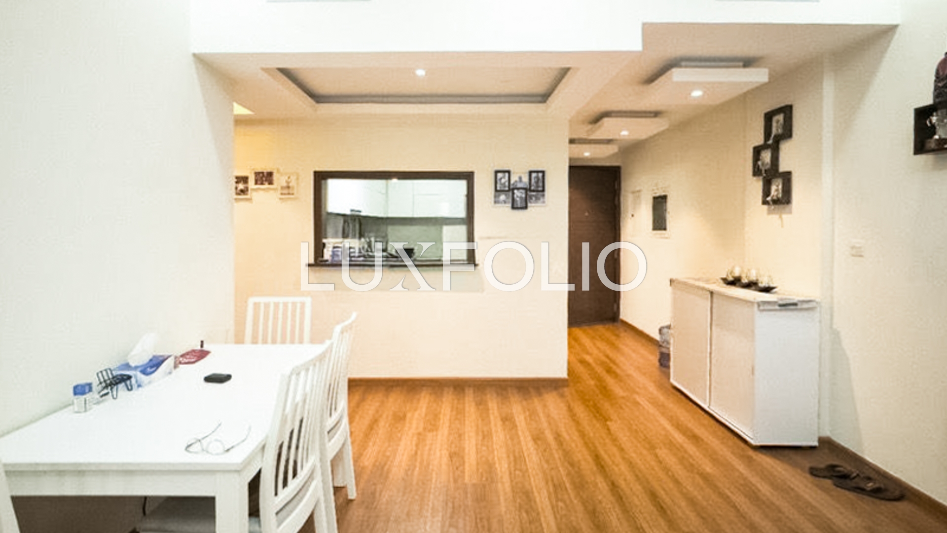 RENTED | UNFURNISHED | LARGE LAYOUT
