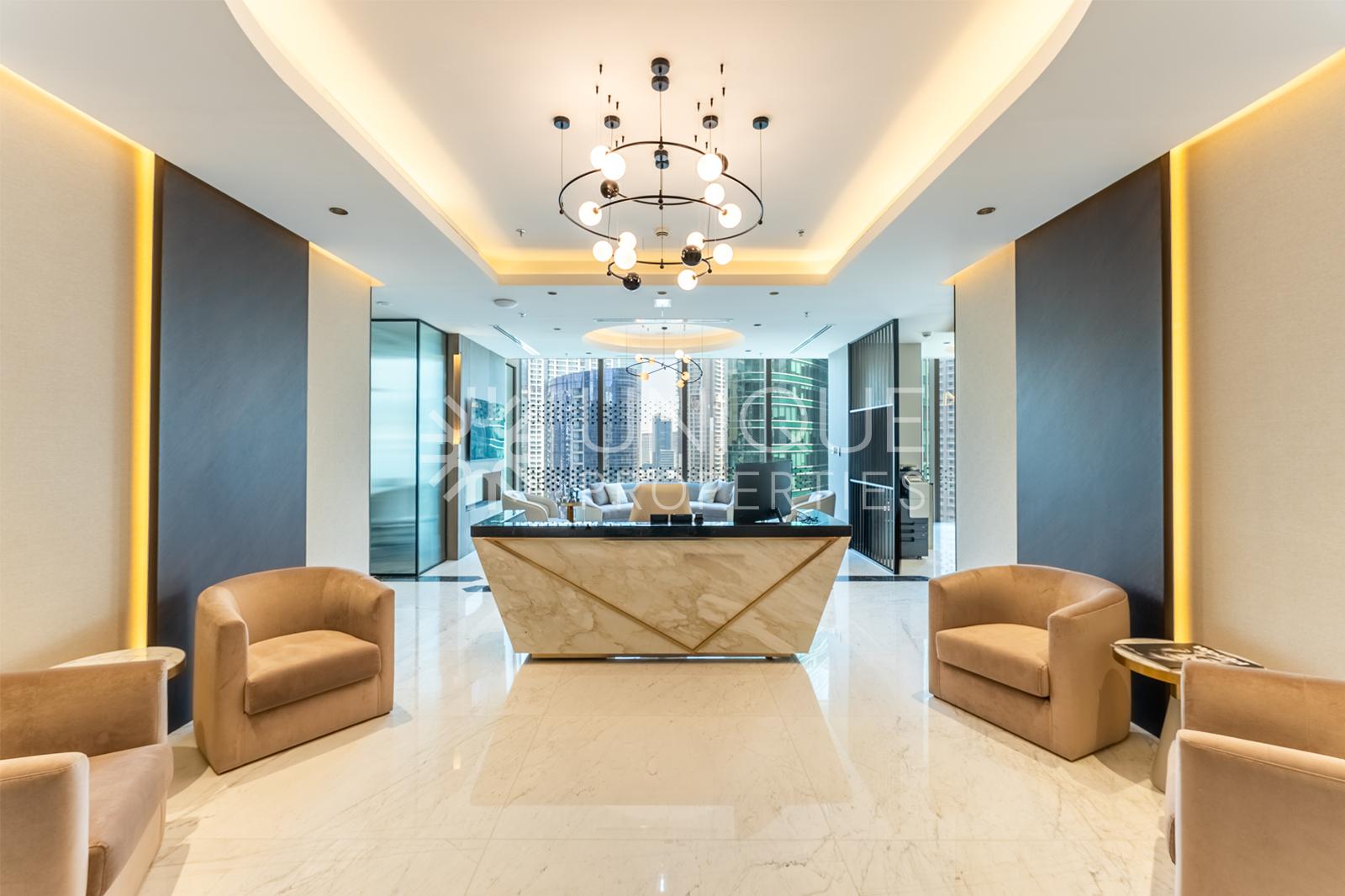 High-End furnished | Triple views | Designed unit