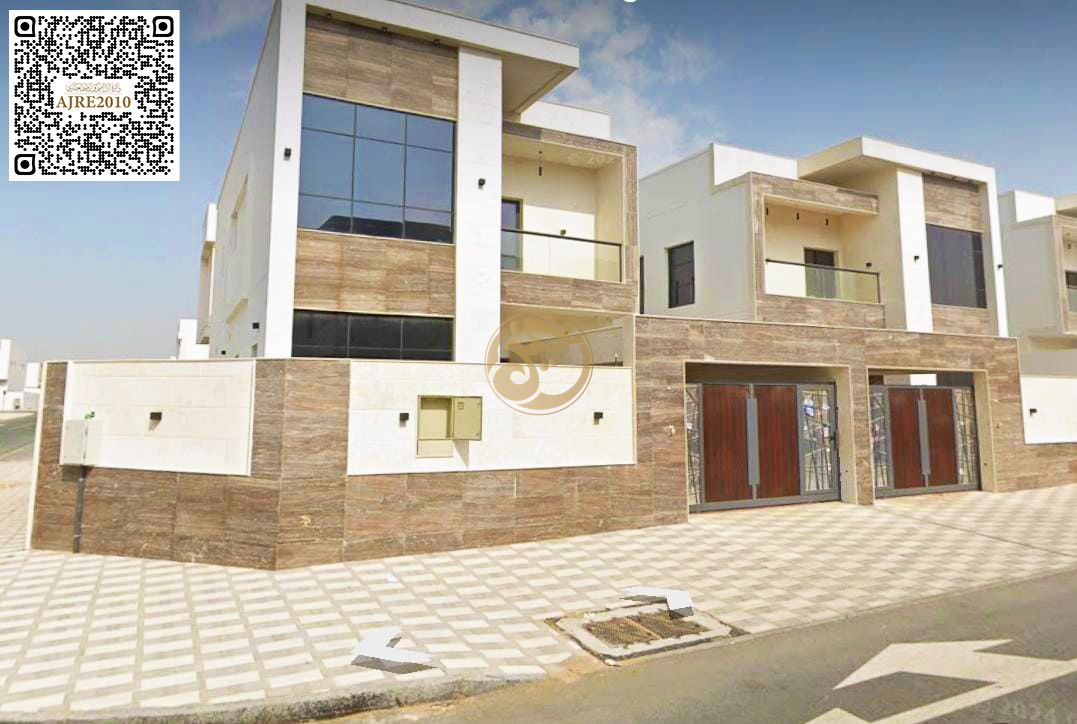 Luxury Corner Villa | utilities Included | Freehold