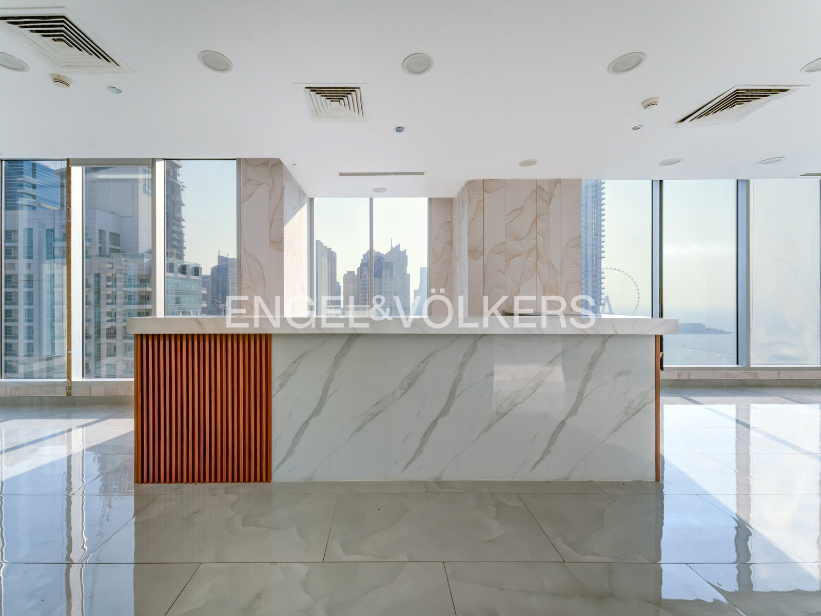Spacious | Fitted | Renovated | Waterfront