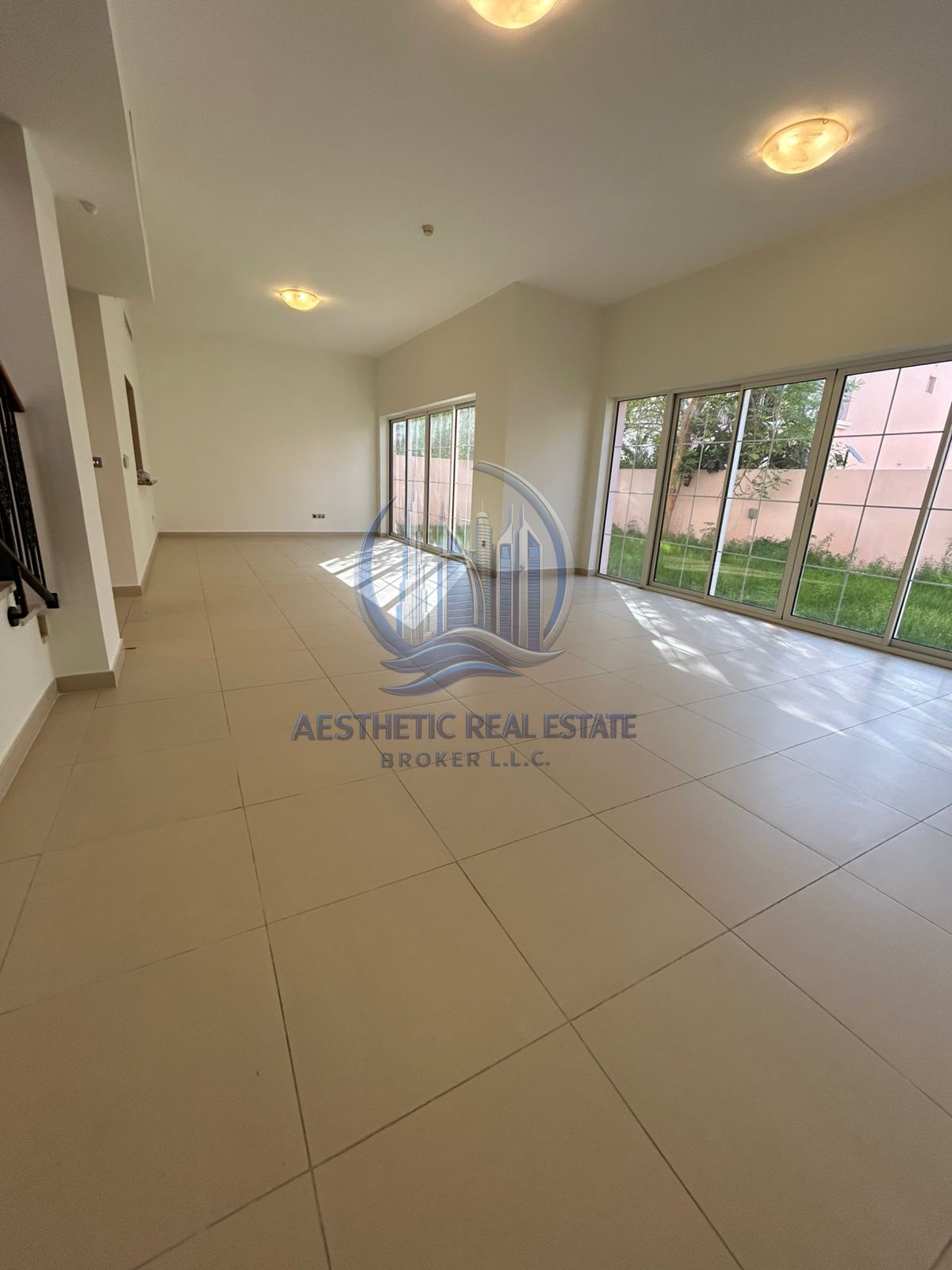 “Spacious 4‑Bedroom Nakheel Villa with 3 Balconies | Vacant.