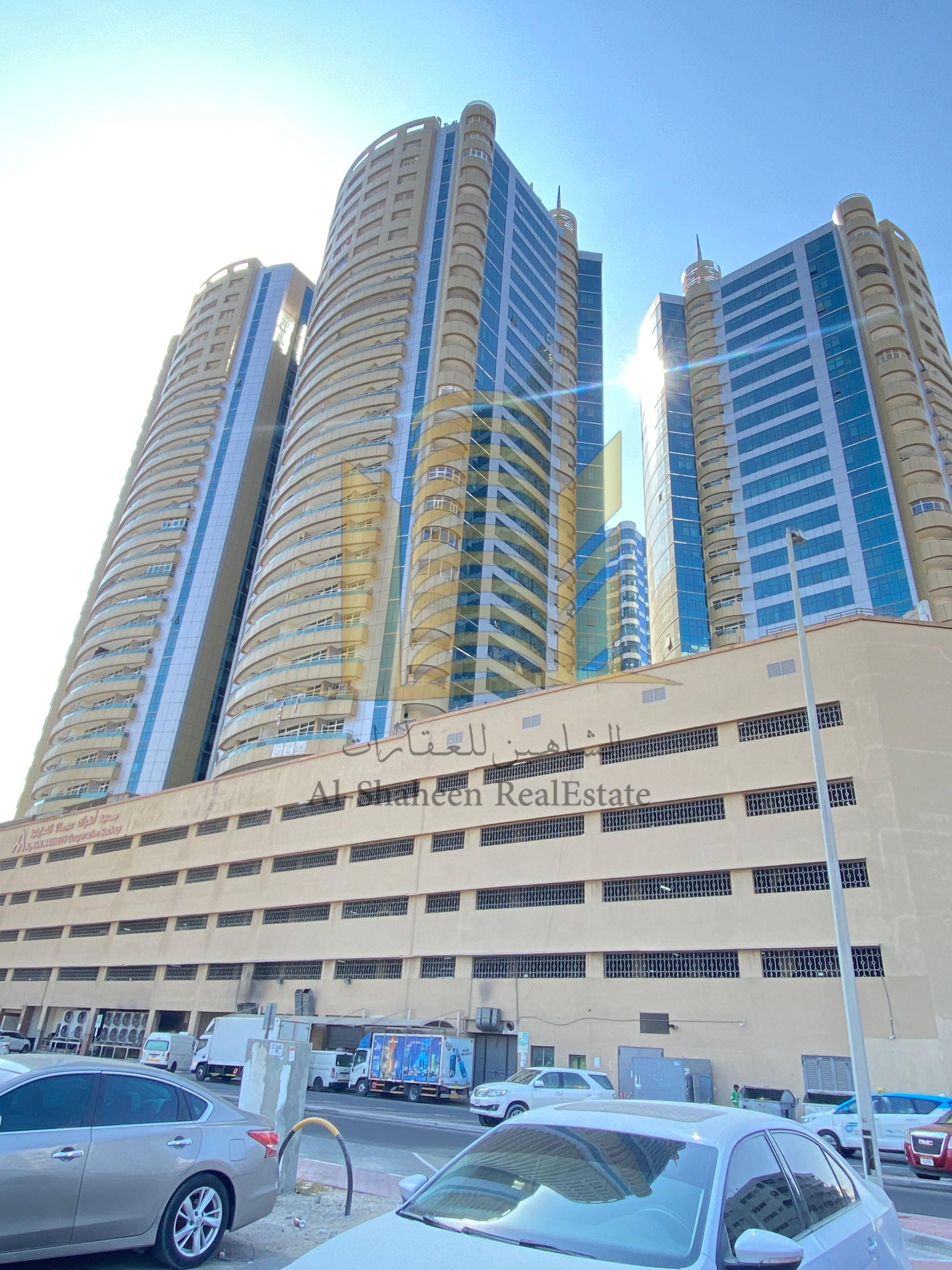 Apartment for Sale in Horizon Towers – Direct Lake View A unique opportunity to own a stunning apartment with breathtaking lake views in one of the most desirable locations in Horizon Towers. Apartment Features: • Two spacious bedrooms • Living room with